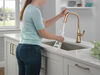 Llave para cocina extensible de una manija con tecnología Touch<sub>2</sub>O® (producto recertificado)