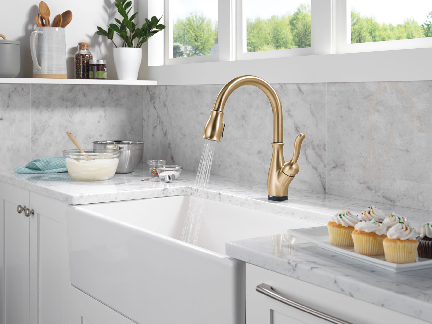 Touchless Pull-Down Kitchen 1L with Soap Disp Bundle, image 13