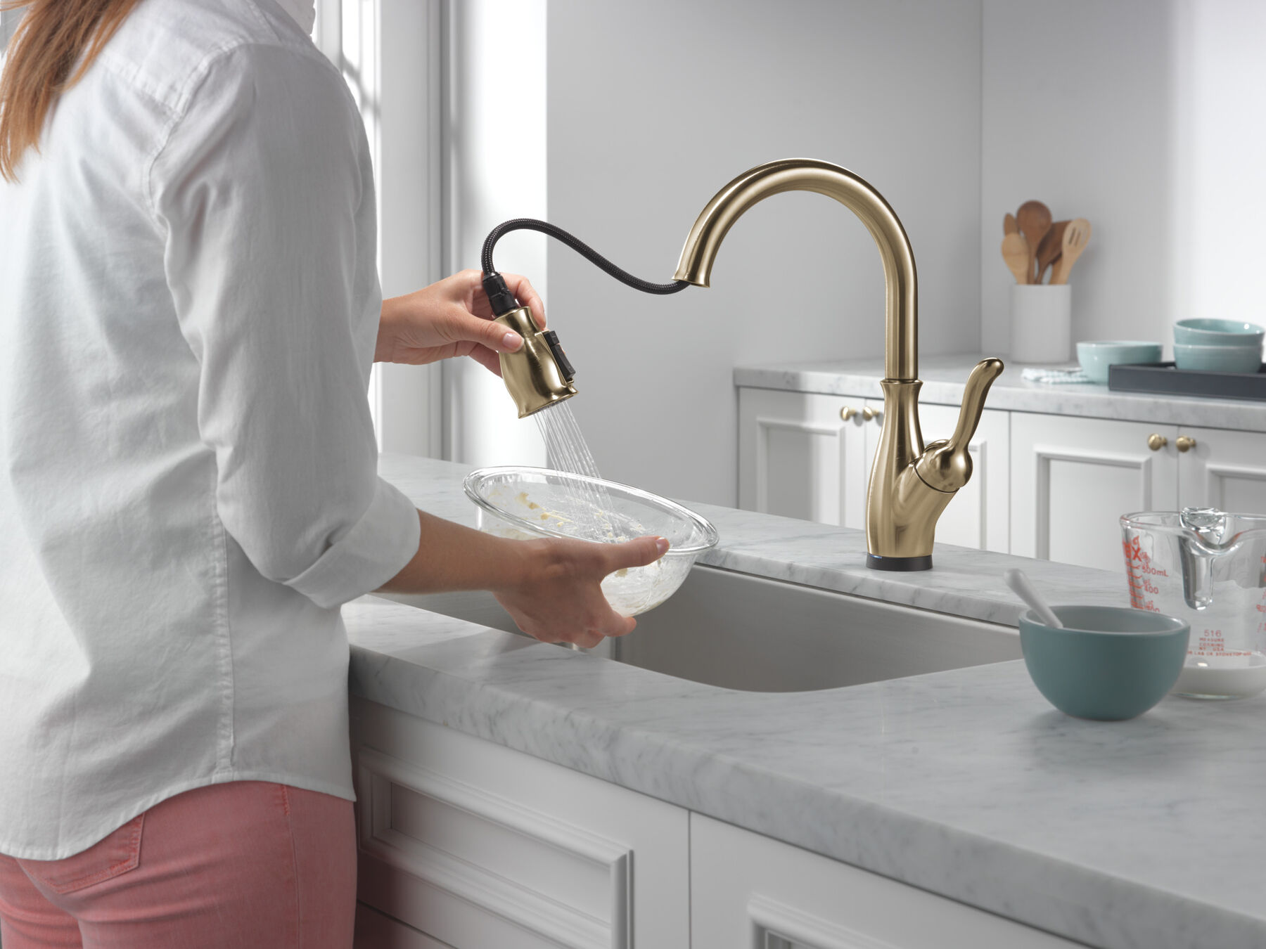 Touch2O Pull-Down Kitchen 1L with Soap Disp Bundle, image 3