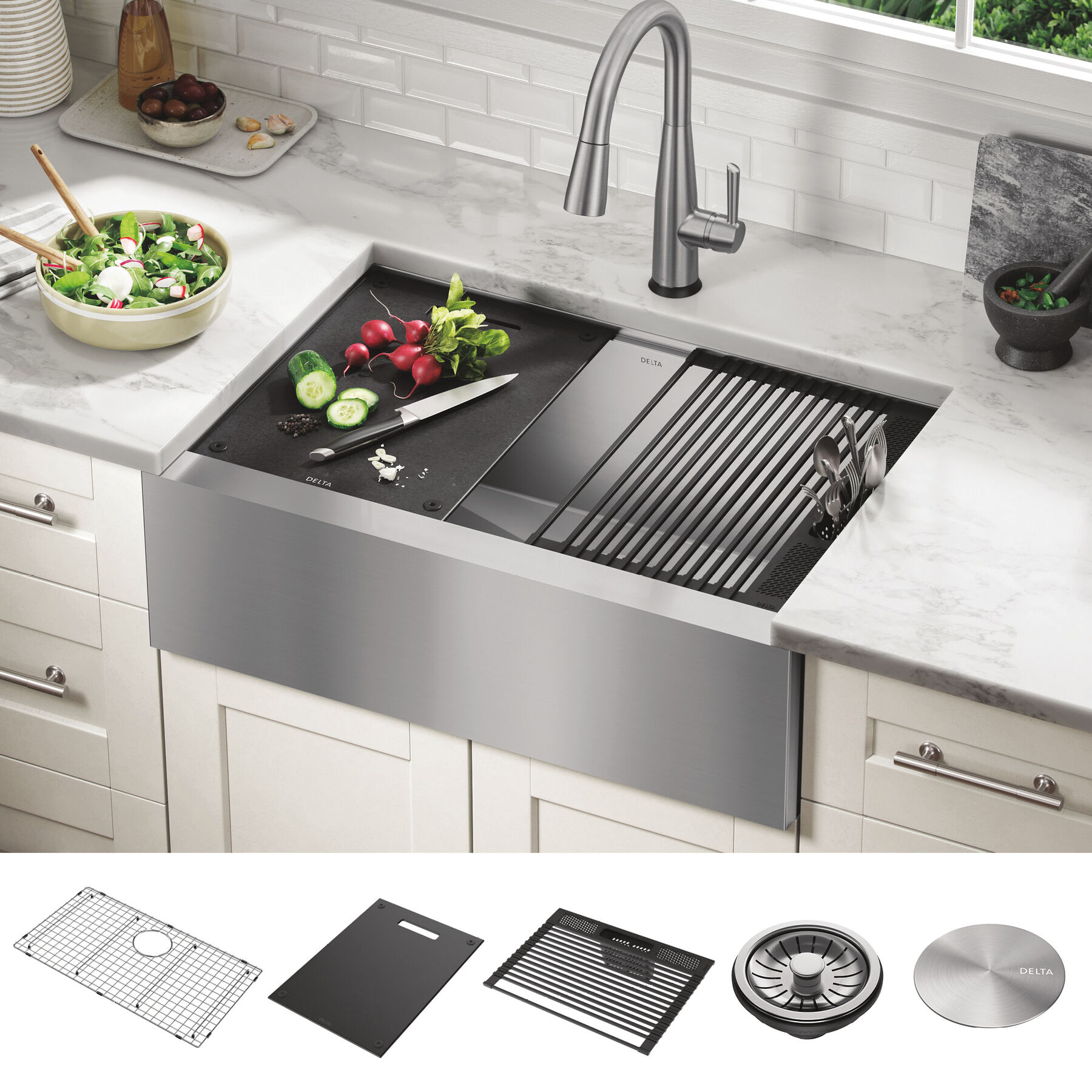 Lavabo de cocina estilo campestre/borde delantero tipo estación de trabajo con un receptáculo de acero inoxidable calibre 16 de 30" de montaje bajo encimera, con reborde WorkFlow™ y accesorios, imagen 11