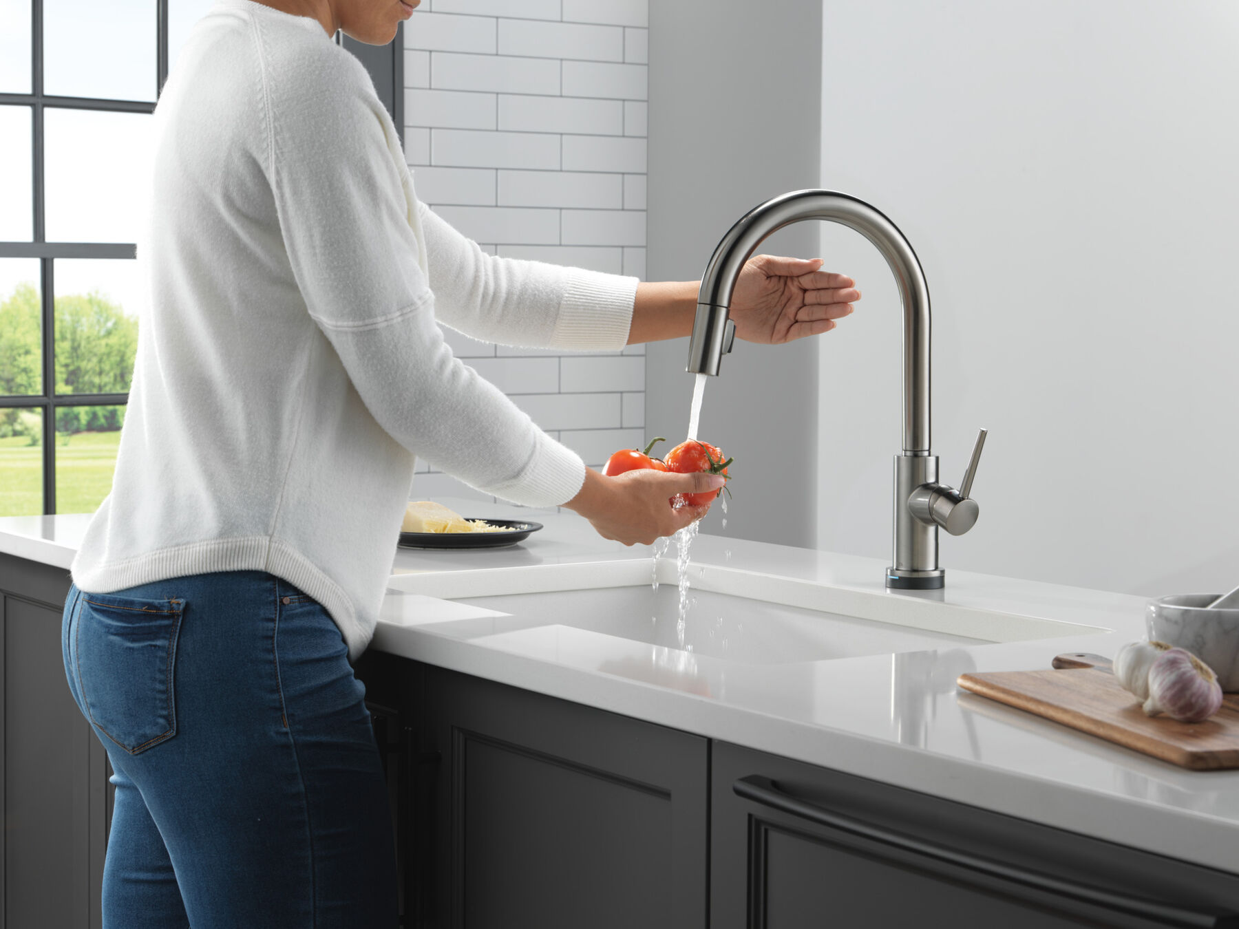 Touch2O with Touchless and VoiceIQ® Technology Single Handle Pull-Down Kitchen Faucet with Soap Dispenser, image 5
