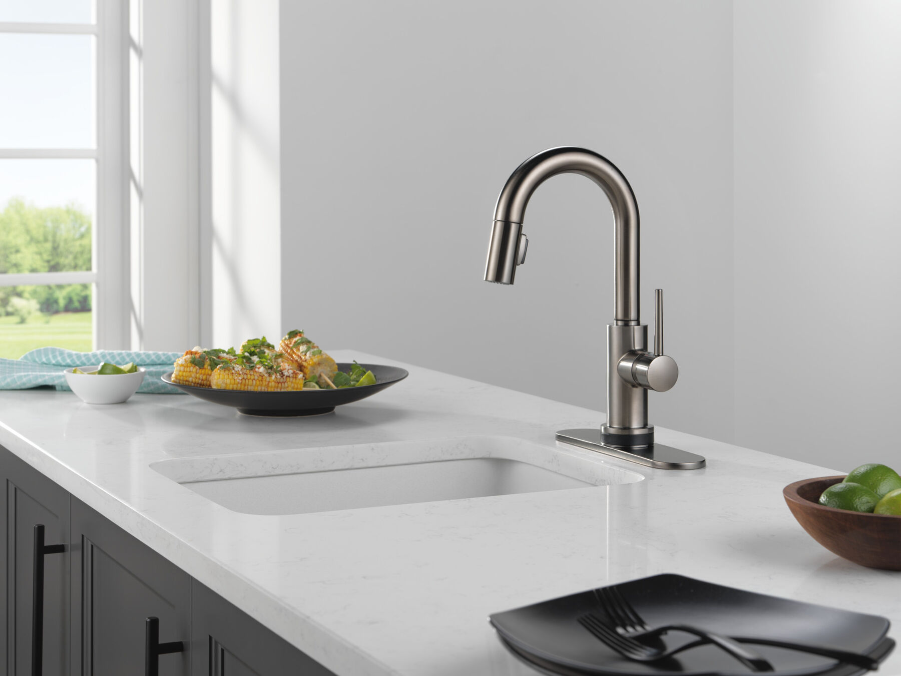 Touch2O® Bar / Prep Faucet with Touchless Technology, image 8