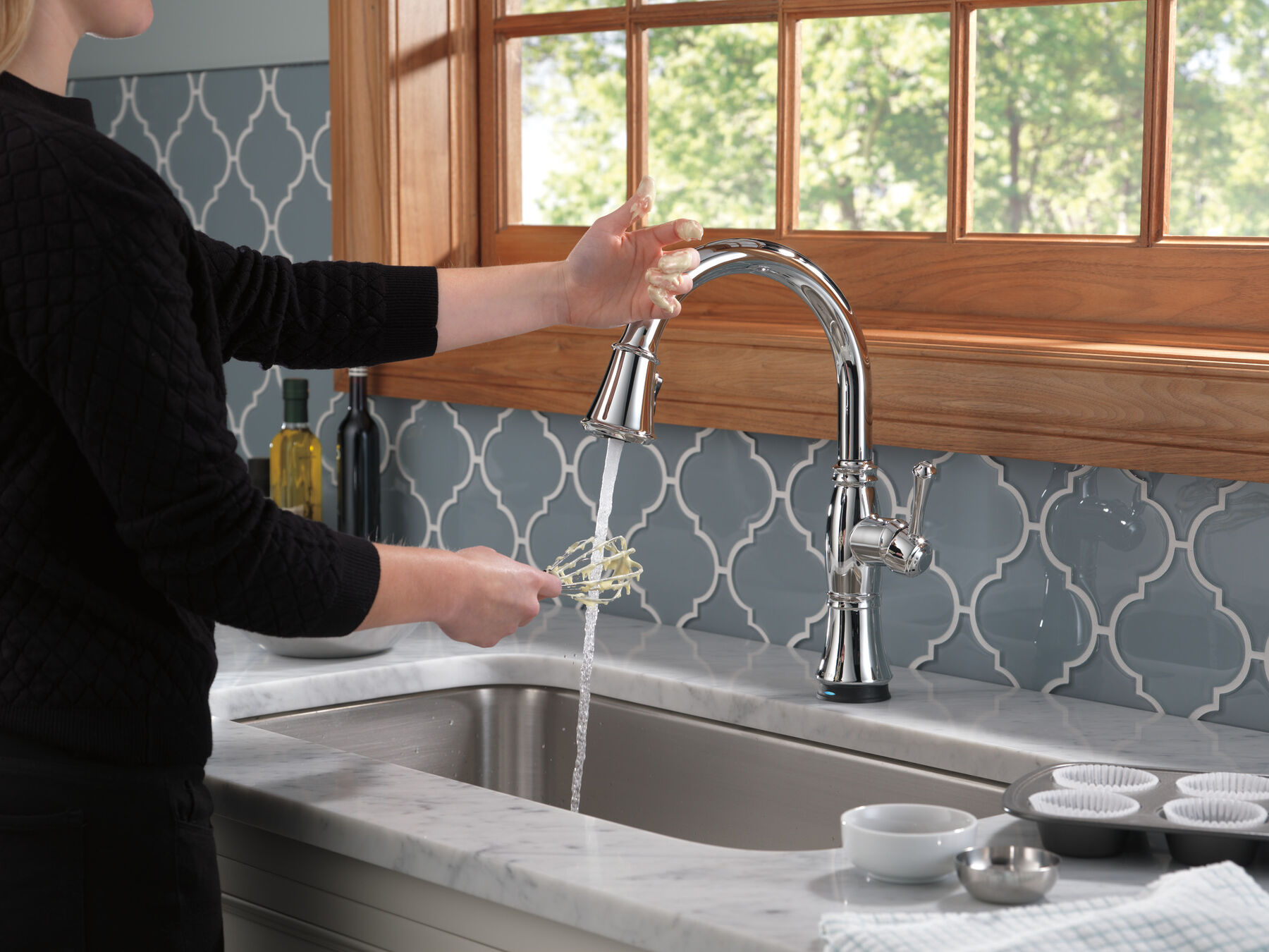 Llave para cocina monomando extensible con tecnologías Touch<sub>2</sub>O® y ShieldSpray®, imagen 2