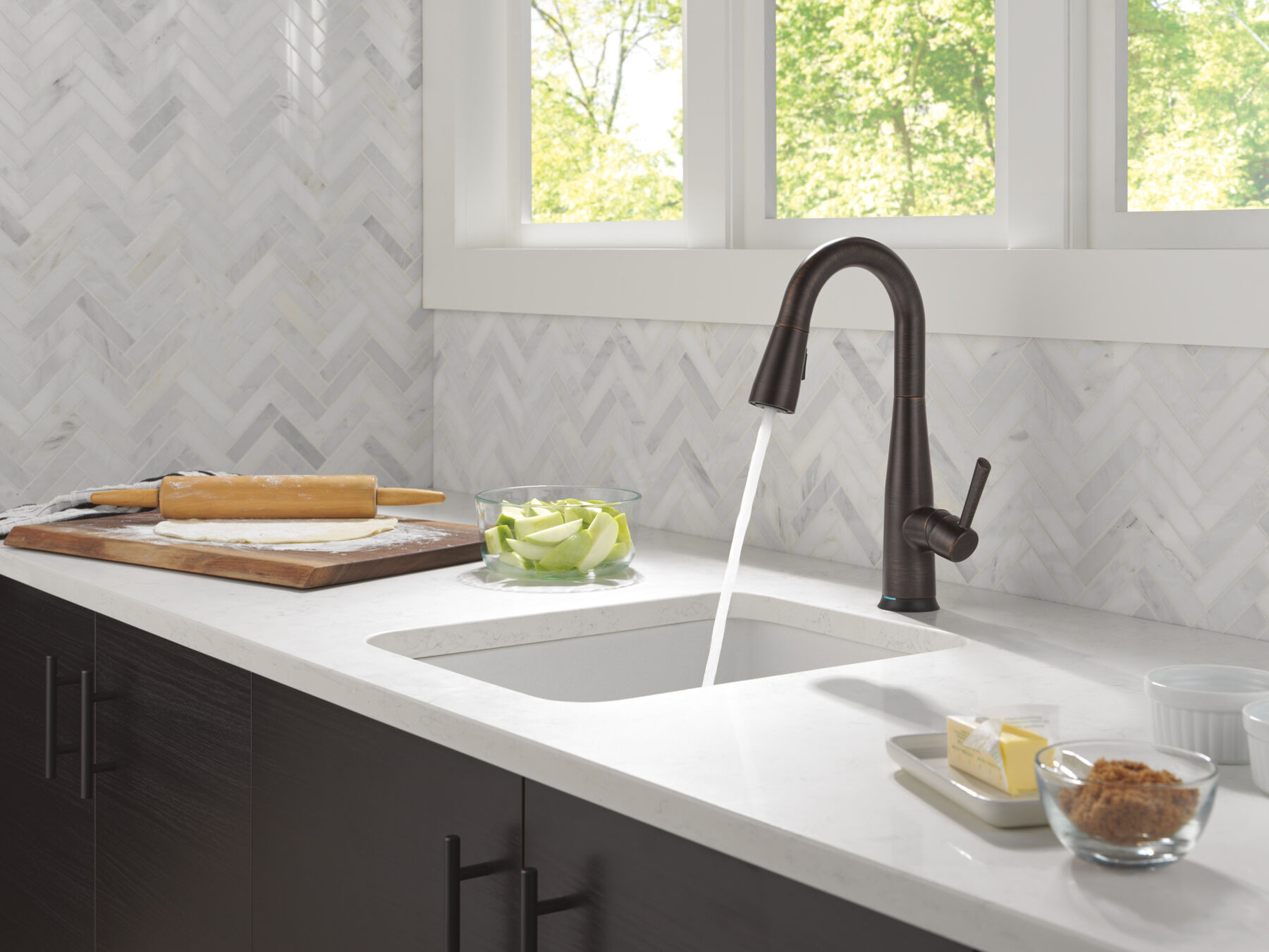 Touch2O® Bar / Prep Faucet with Touchless Technology, image 11