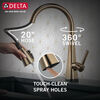 Single-Handle Pull-Down Kitchen Faucet with Touch<sub>2</sub>O® Technology