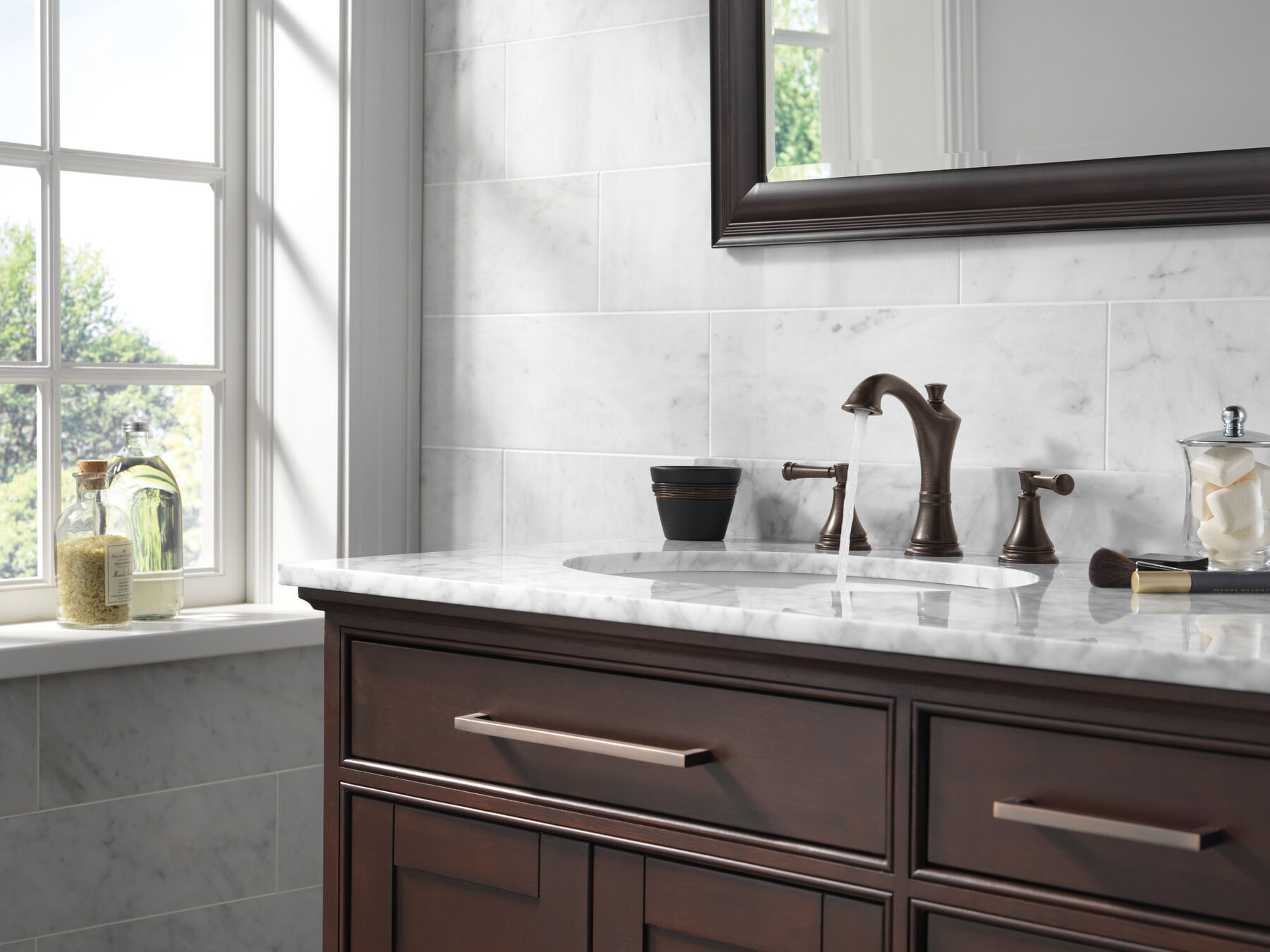 Llave para baño de extensión con dos manijas, imagen 3