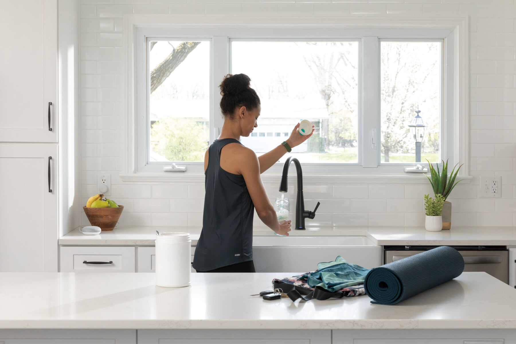 Single Handle Pull-Down Kitchen Faucet with Touch<sub>2</sub>O® Technology Technology (Recertified), image 5