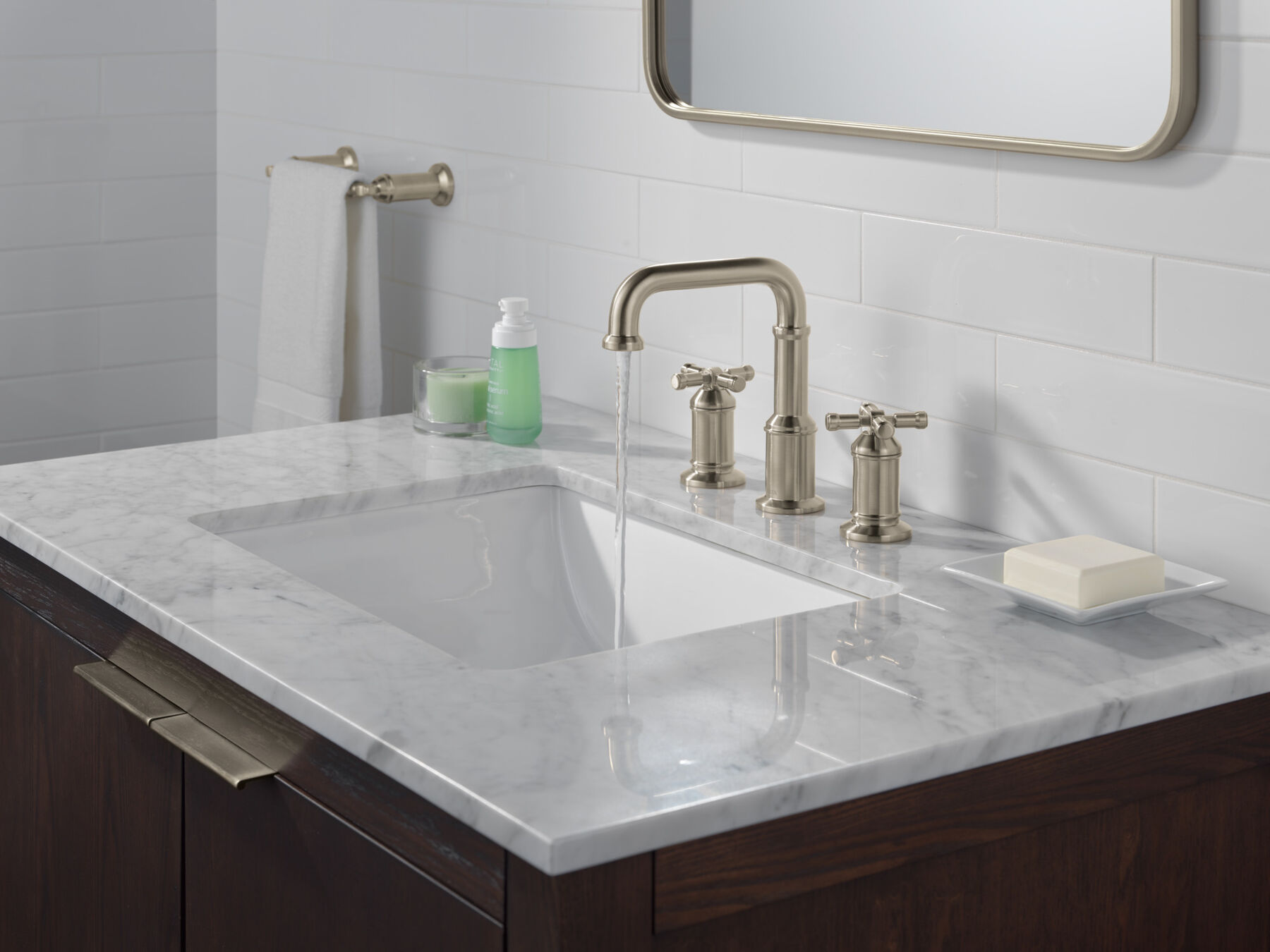 Llave para baño de extensión con dos manijas, imagen 1