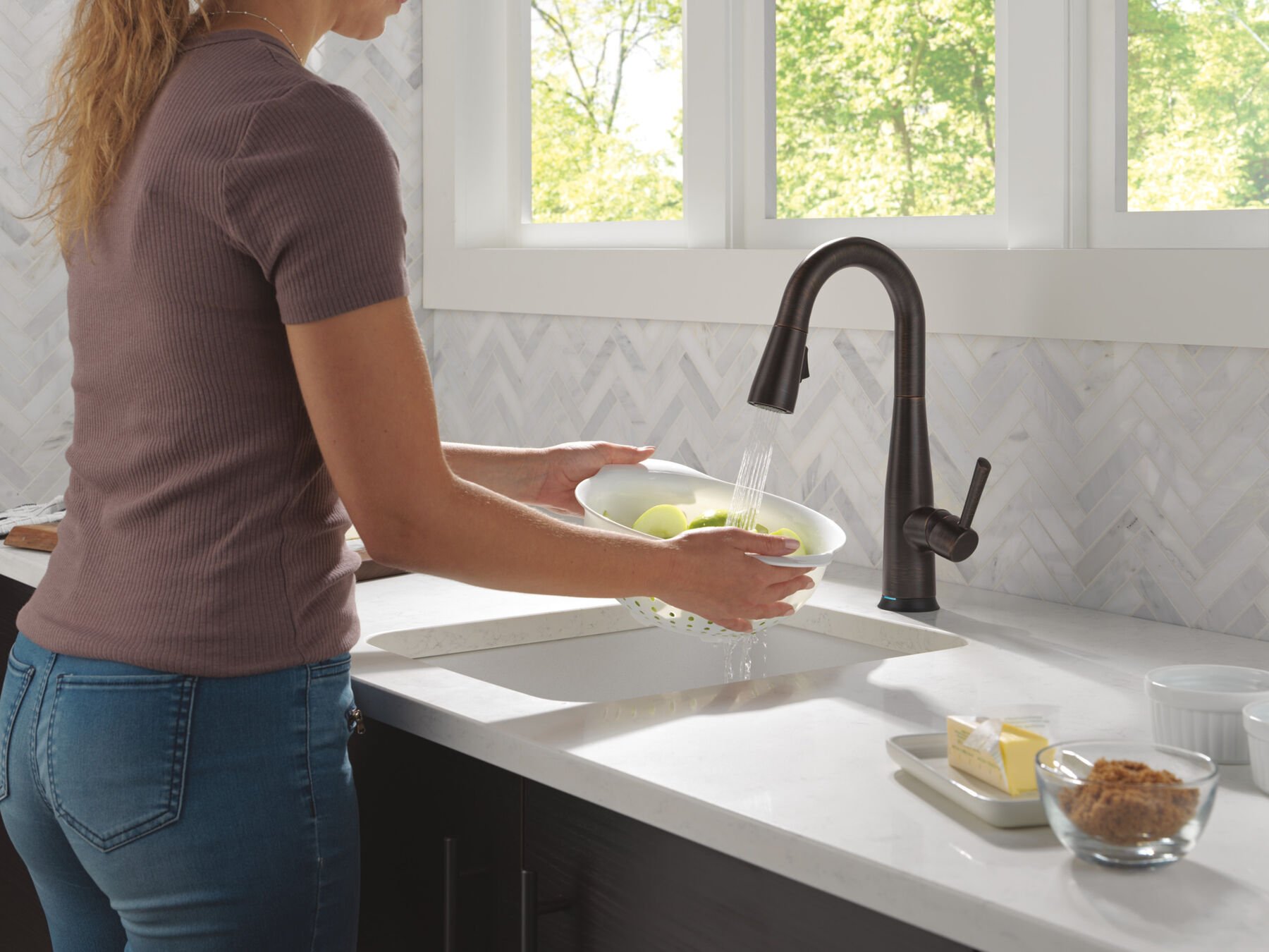 Touch2O® Bar / Prep Faucet with Touchless Technology, image 6
