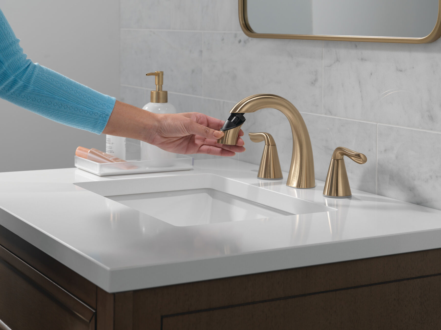 Llave para baño extensible independiente de dos manijas, imagen 5