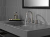 Llave para baño de extensión de dos manijas 2L (producto recertificado)