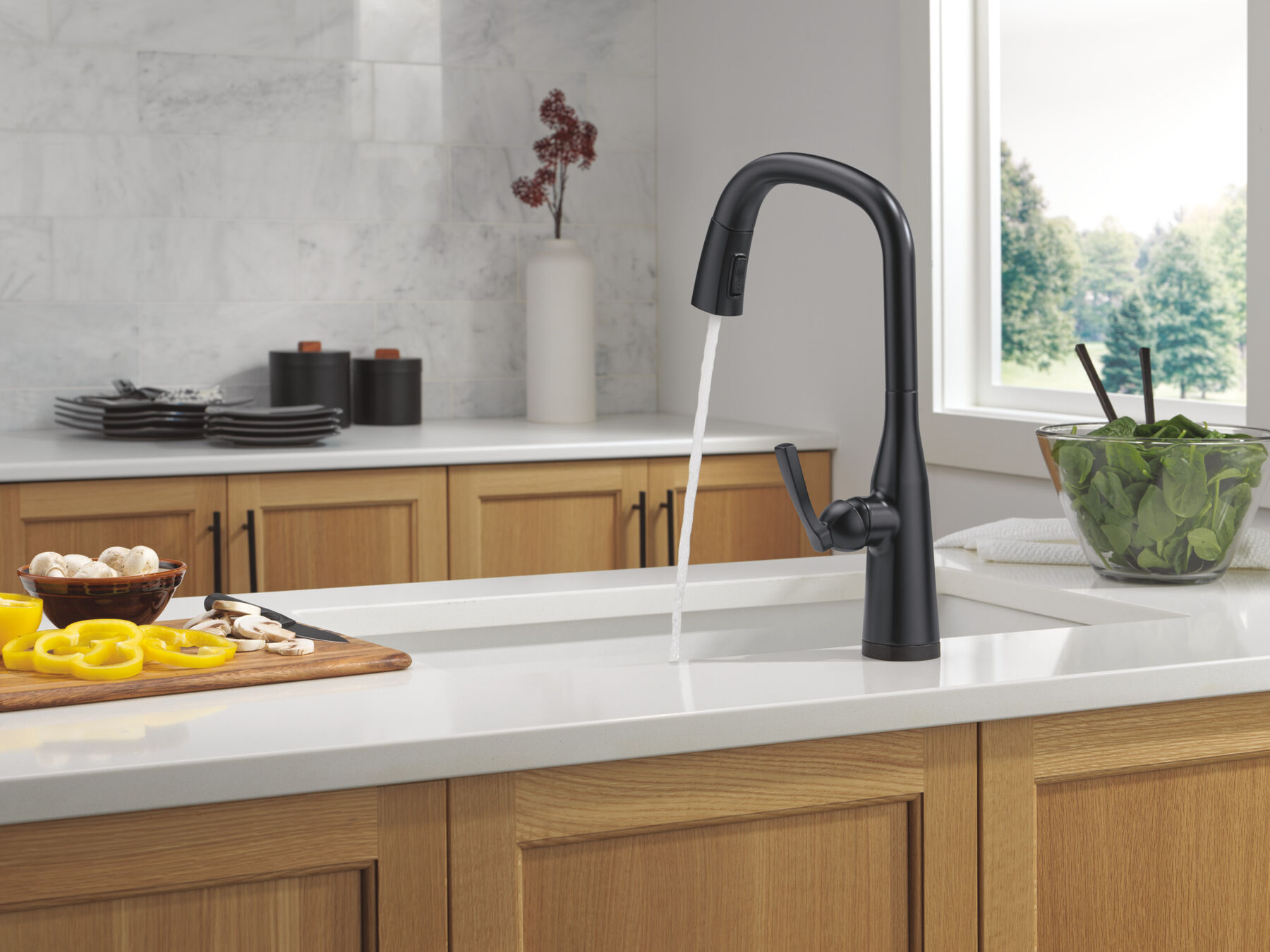 VoiceIQ® Single Handle Pull-Down Faucet with Touch<sub>2</sub>O® Technology, image 12
