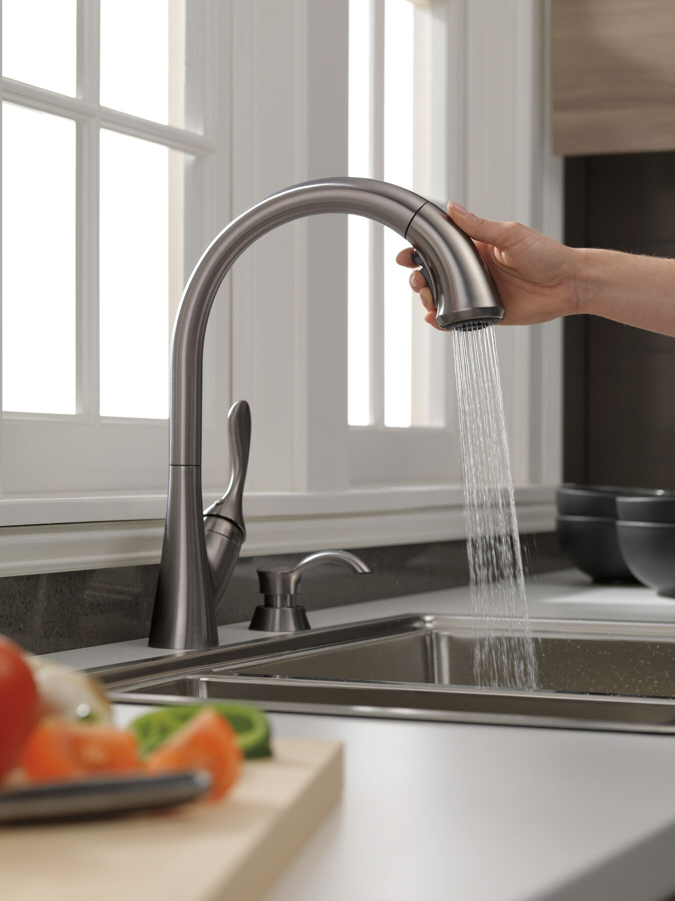 Llave para cocina monomando extensible con dispensador de jabón y tecnología ShieldSpray®, imagen 14