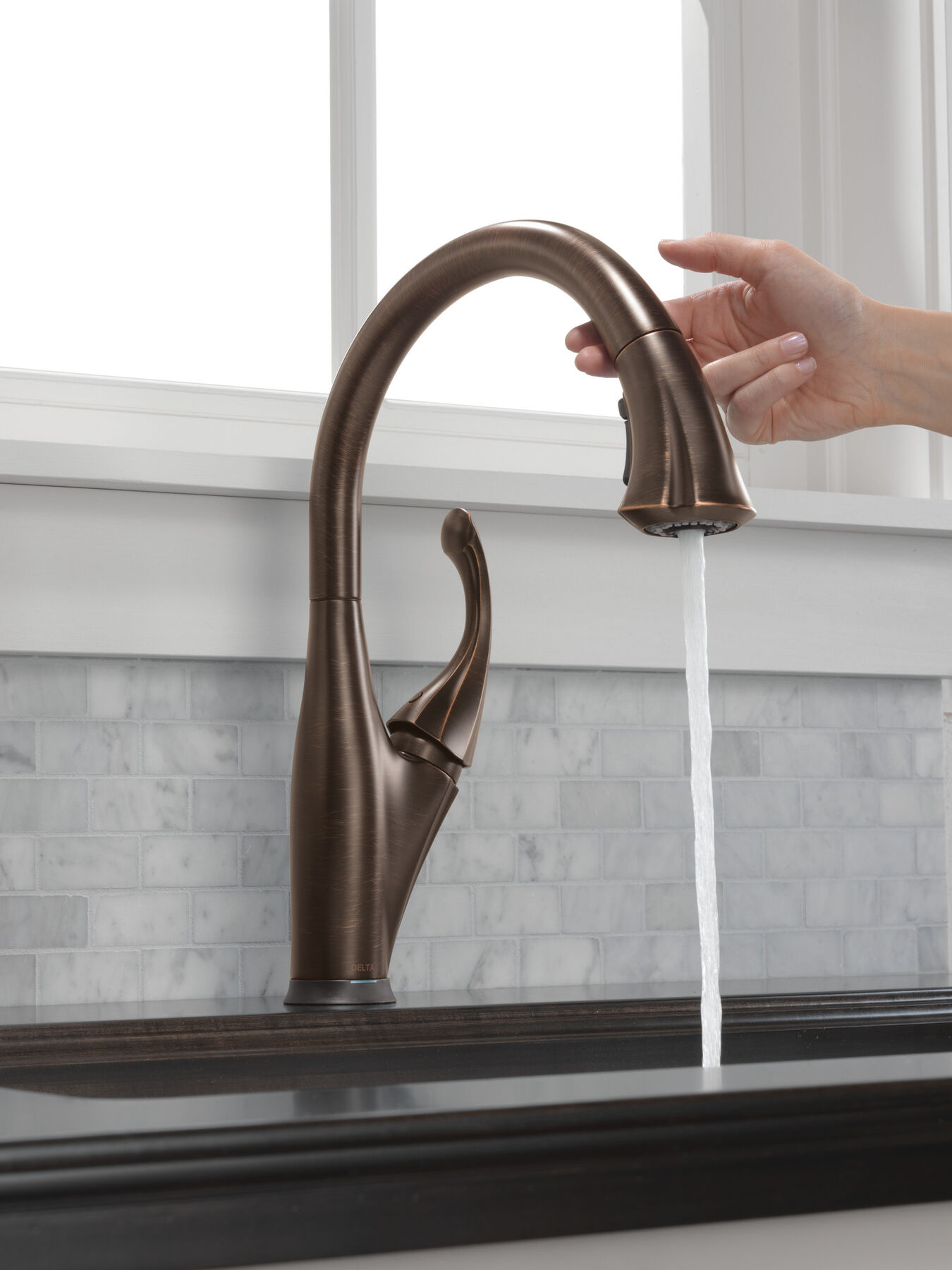 Llave para cocina monomando extensible con tecnologías Touch<sub>2</sub>O® y ShieldSpray®, imagen 12