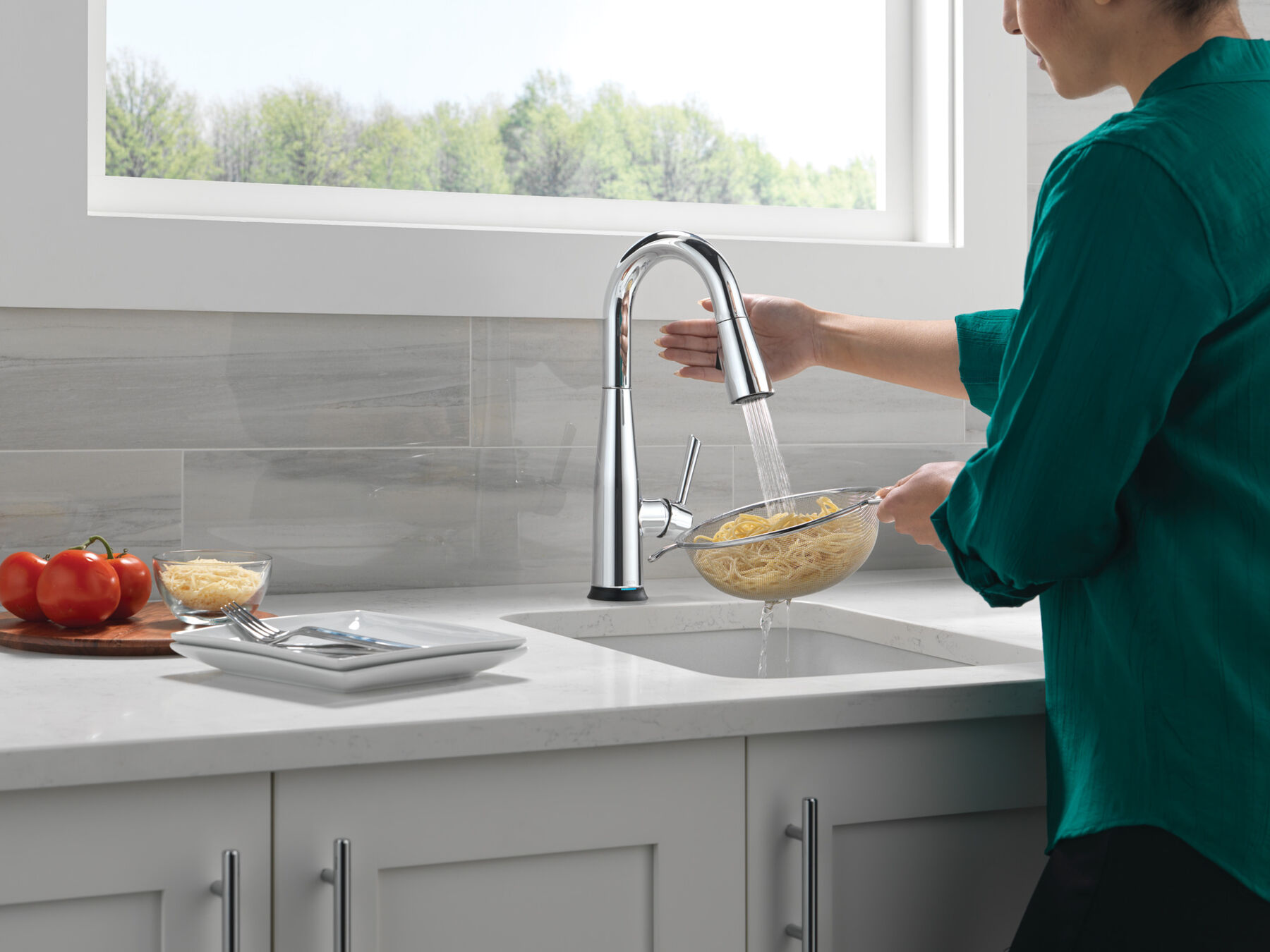Touch2O® Bar / Prep Faucet with Touchless Technology, image 5