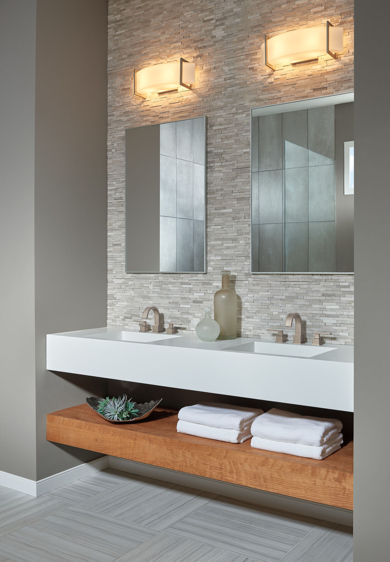 Llave para baño de extensión con dos manijas, imagen 3