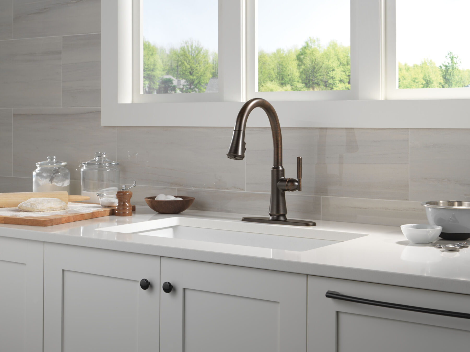 Touch<sub>2</sub>O® Technology Kitchen Faucet with Touchless Technology, image 4
