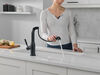 Llave para cocina extensible de una manija
