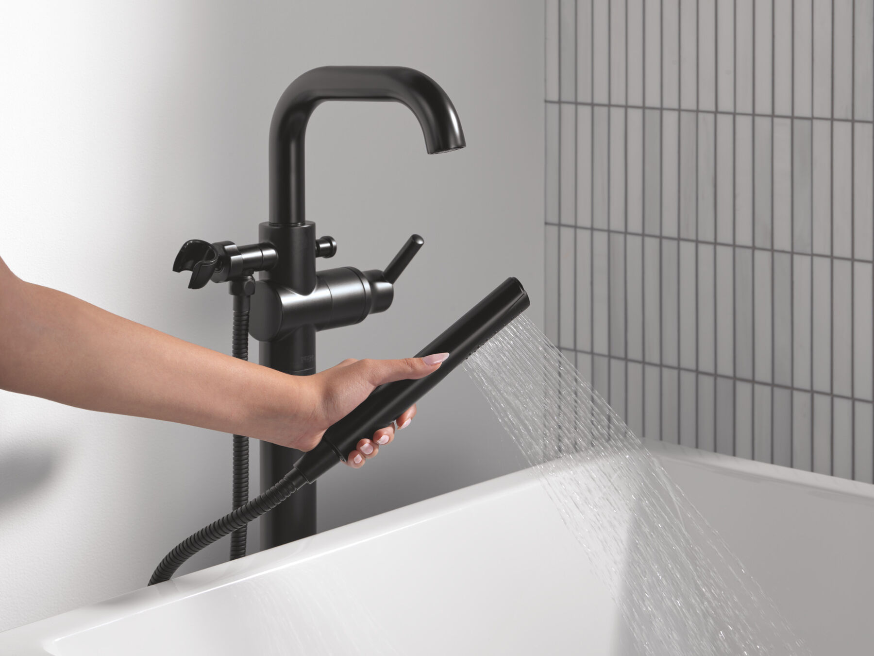 Floor Mount Tub Filler, image 2