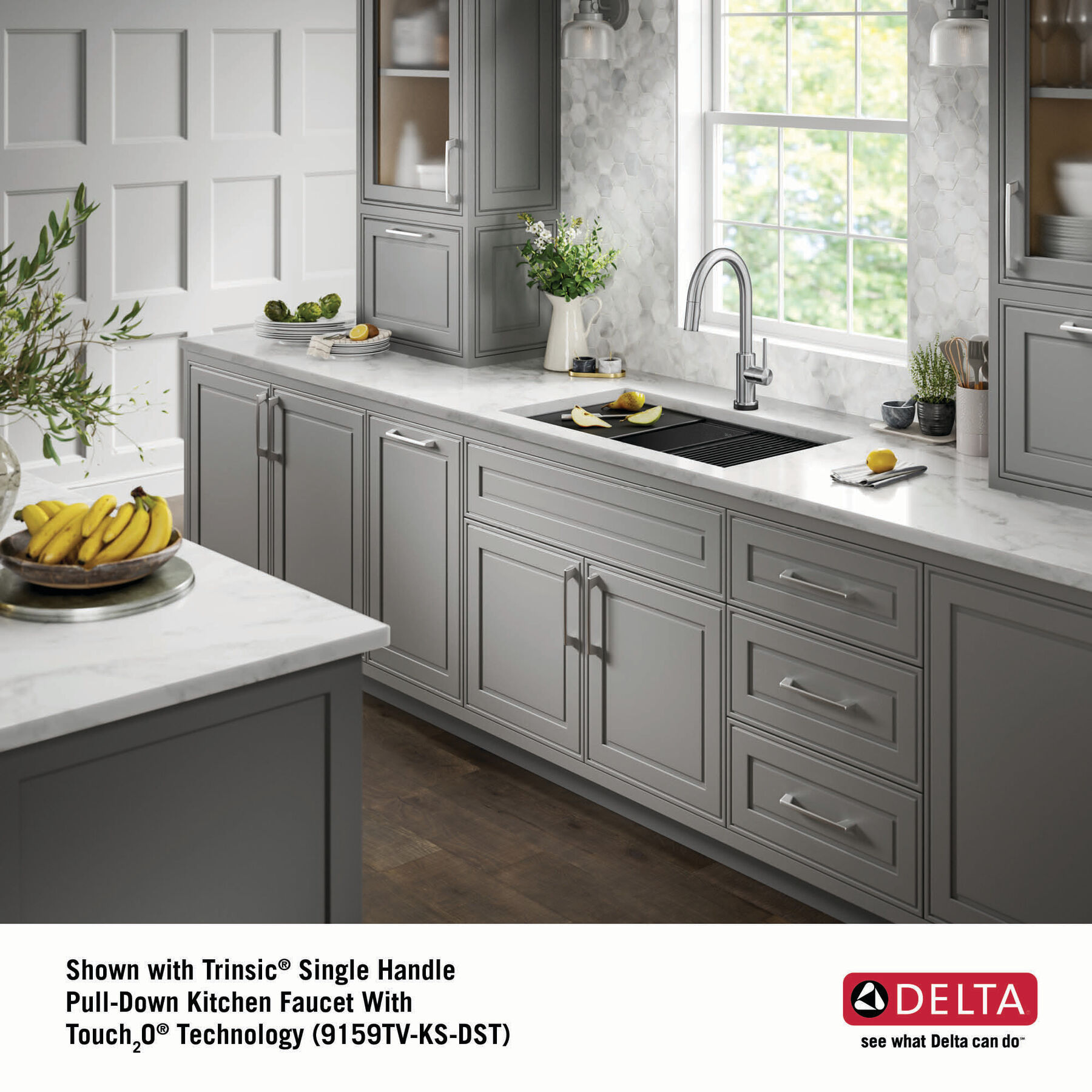 Lavabo de cocina tipo estación de trabajo con dos receptáculos calibre 16 de 33" de montaje bajo encimera, con reborde WorkFlow™ y accesorios, imagen 16