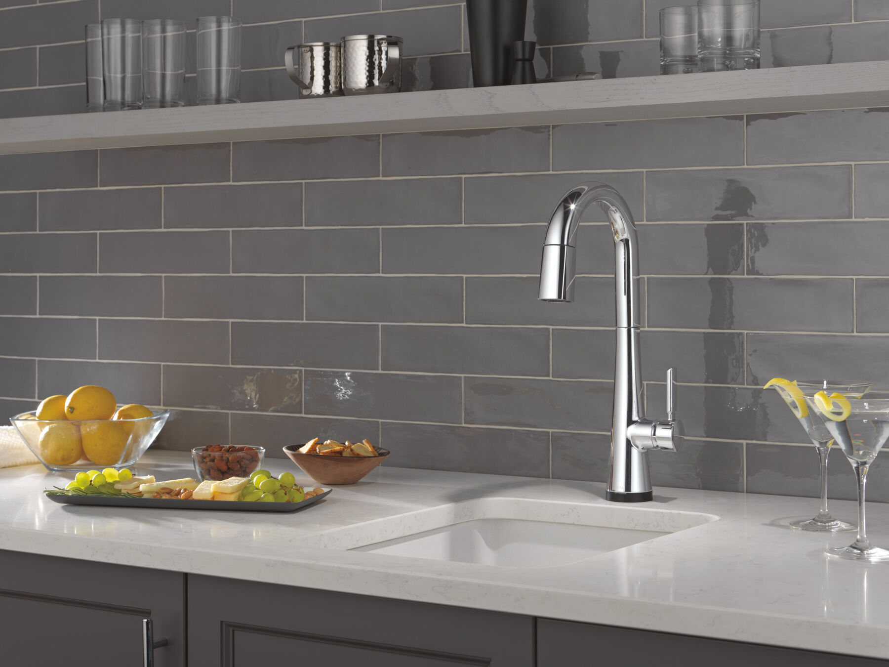 Touch2O® Bar / Prep Faucet with Touchless Technology, image 12