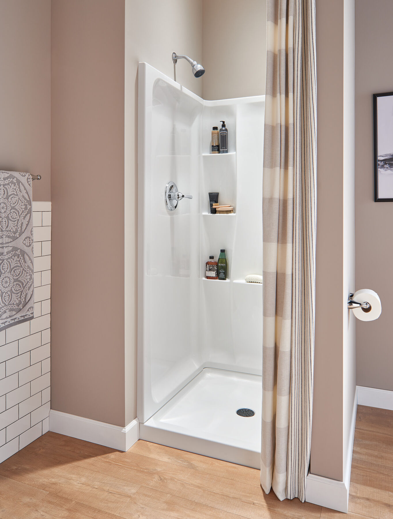 Juego de pared para ducha de 36" x 36", imagen 12