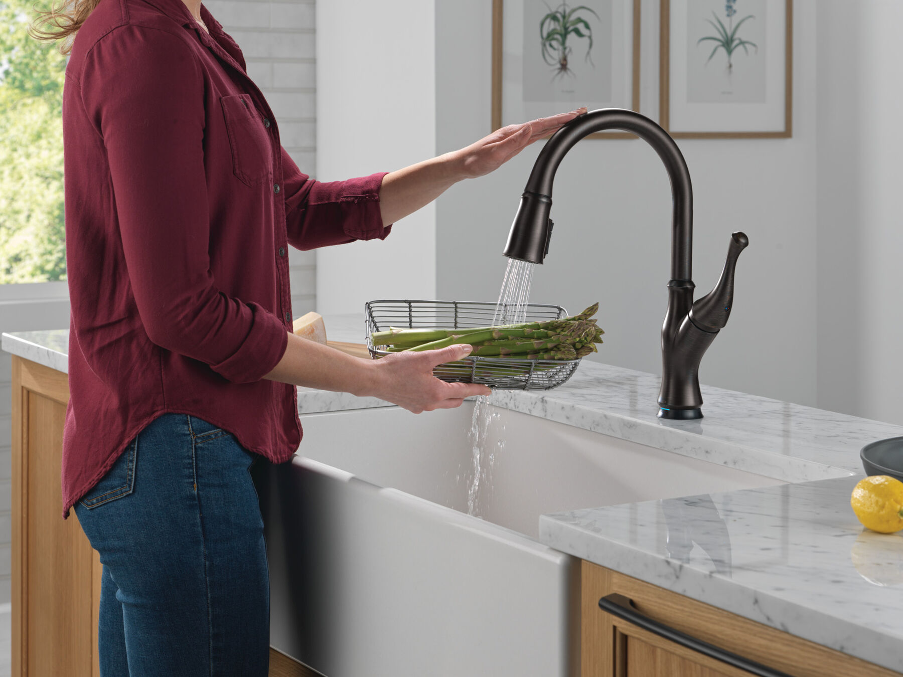Touch<sub>2</sub>O® Technology Kitchen Faucet with Touchless Technology, image 6