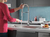 Llave para cocina extensible de una manija con tubo de salida con muelle con tecnología Touch<sub>2</sub>O®