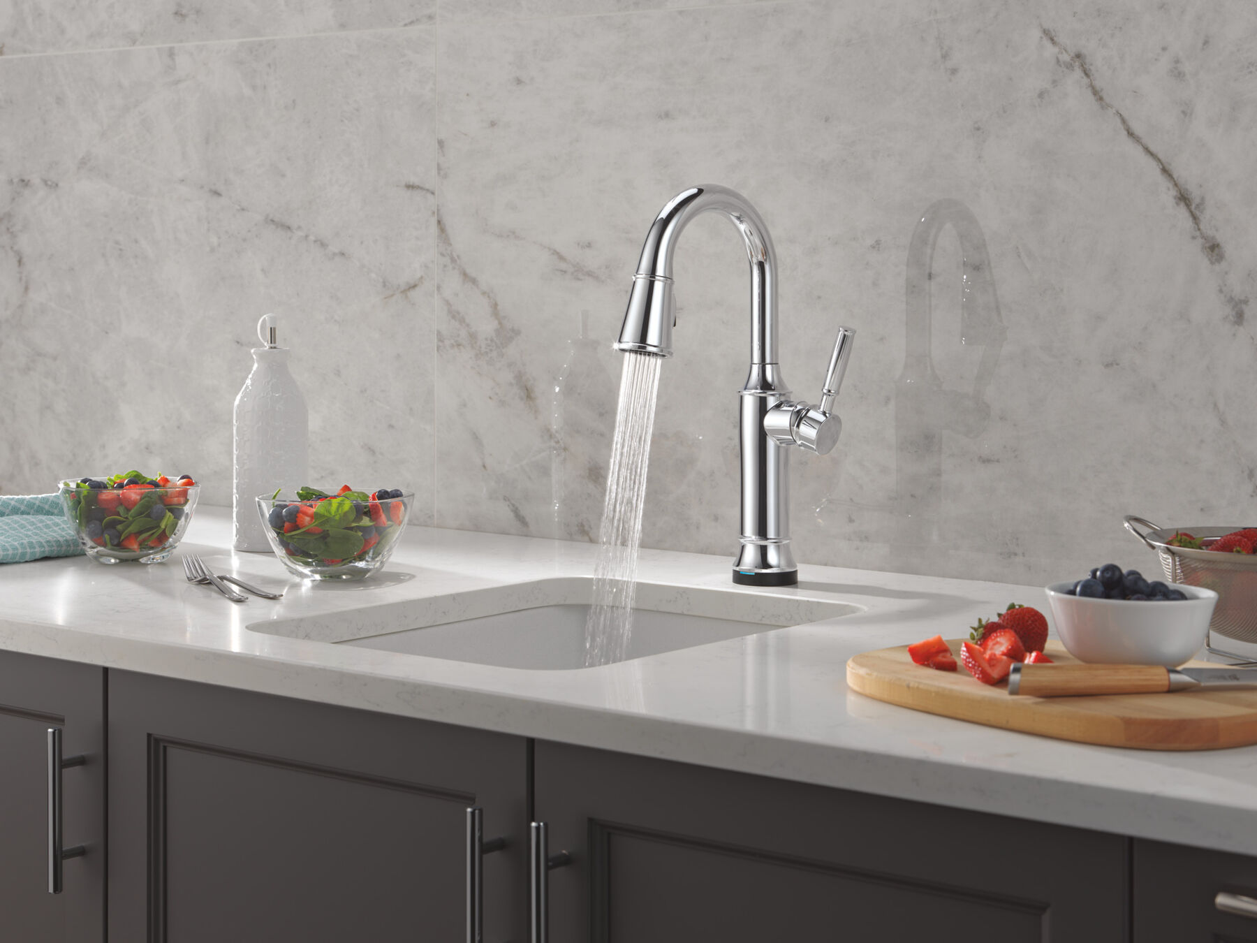 Touch2O® Bar / Prep Faucet with Touchless Technology, image 13
