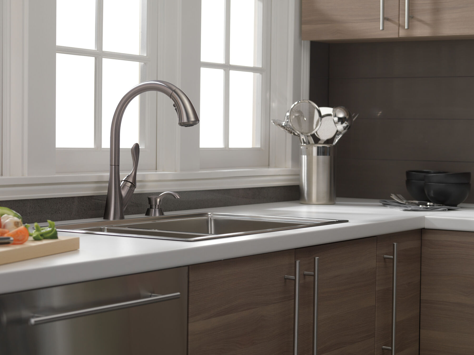 Llave para cocina monomando extensible con dispensador de jabón y tecnología ShieldSpray®, imagen 4