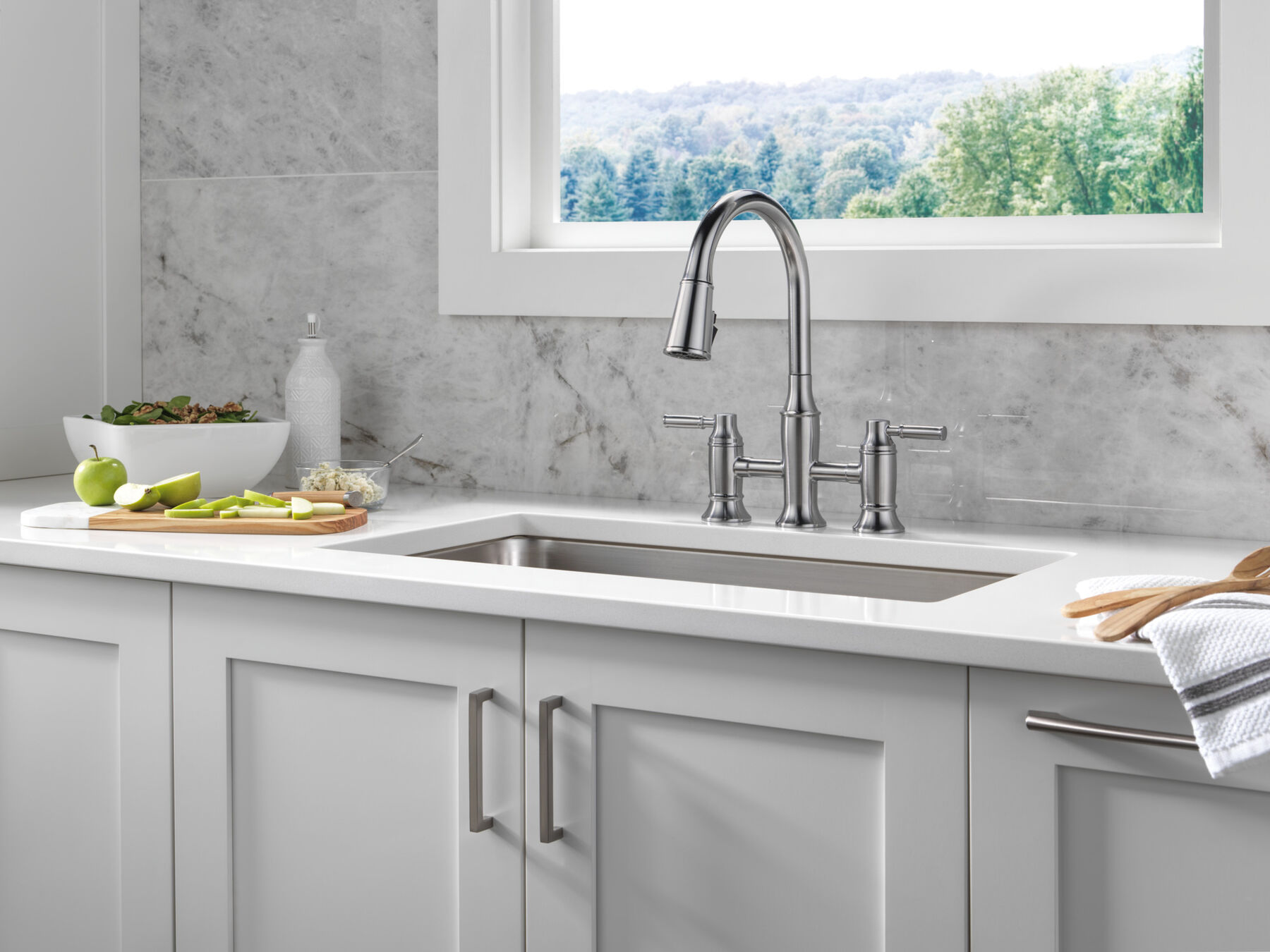 Llave para cocina tipo puente extensible con dos manijas, imagen 9