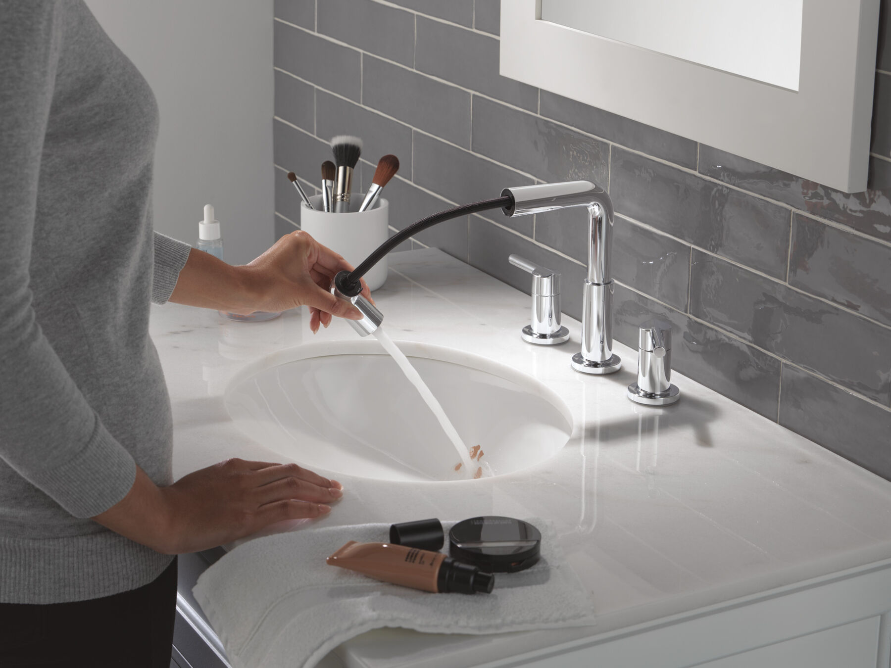 Llave para baño extensible independiente de dos manijas, imagen 6