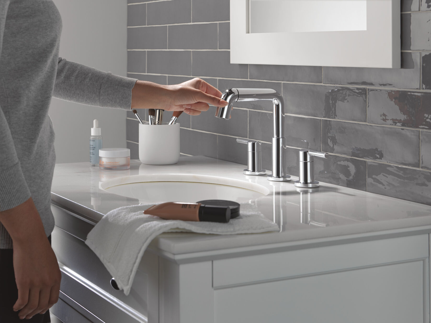 Llave para baño extensible independiente de dos manijas, imagen 5