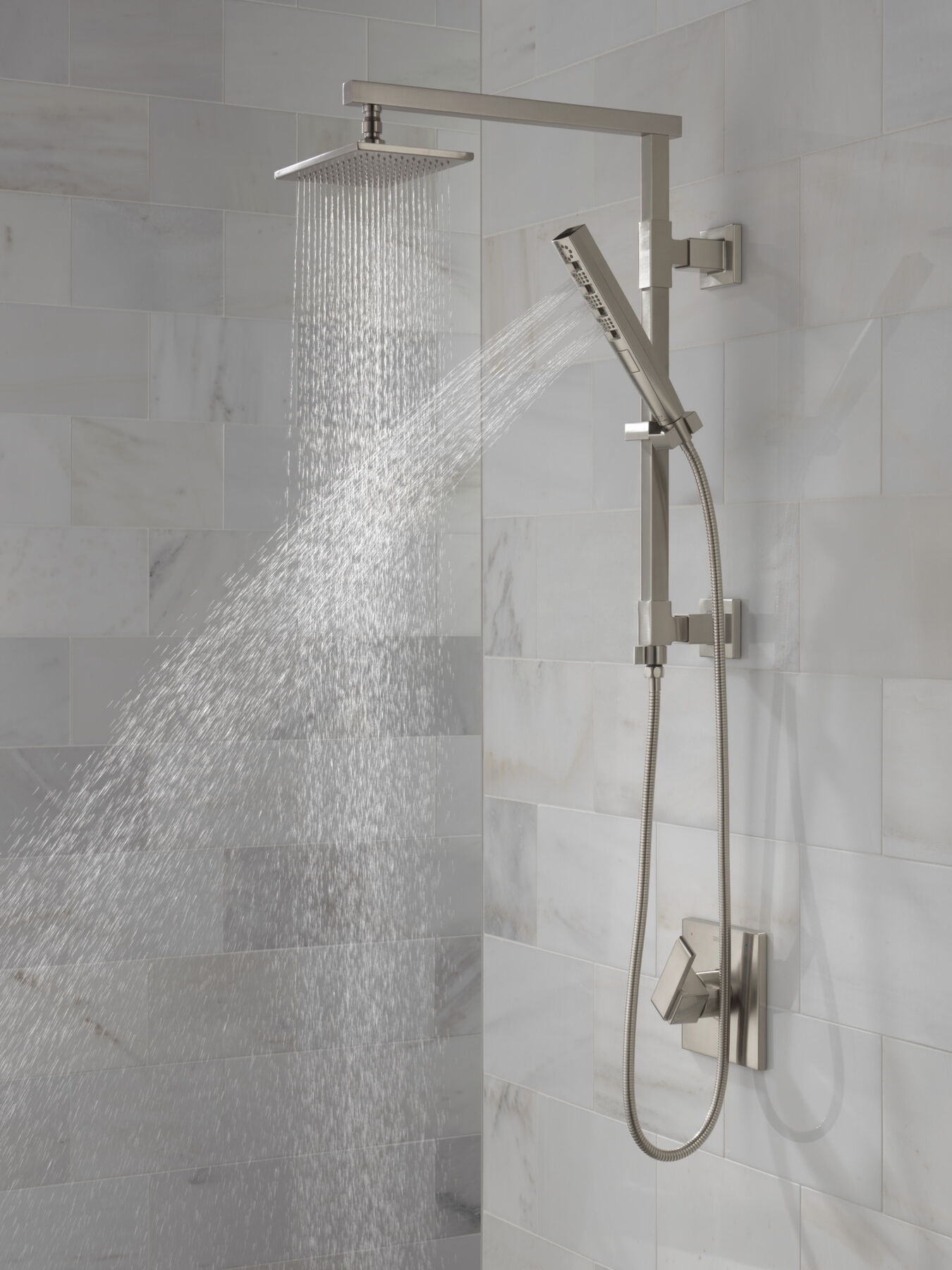Emerge® 18" Angular Shower Column, image 3