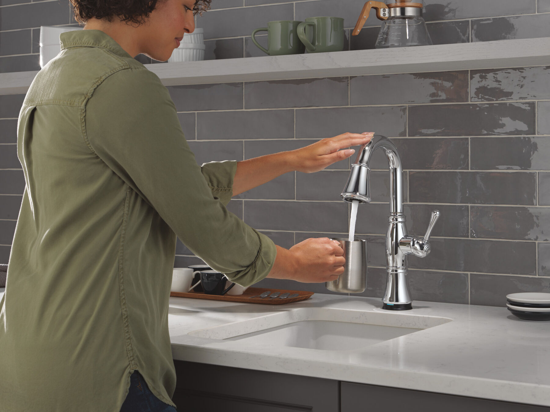 Touch2O® Bar / Prep Faucet with Touchless Technology, image 4