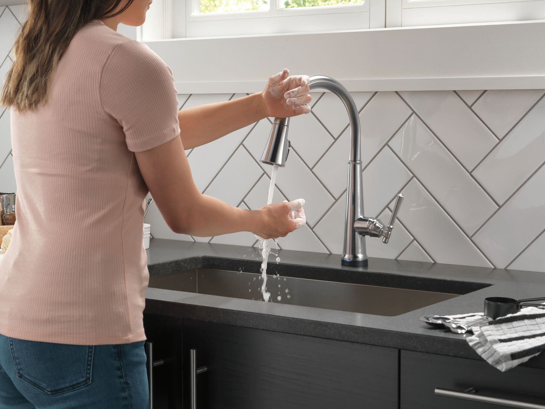 Llave para cocina monomando extensible con tecnología Touch<sub>2</sub>O®, imagen 11