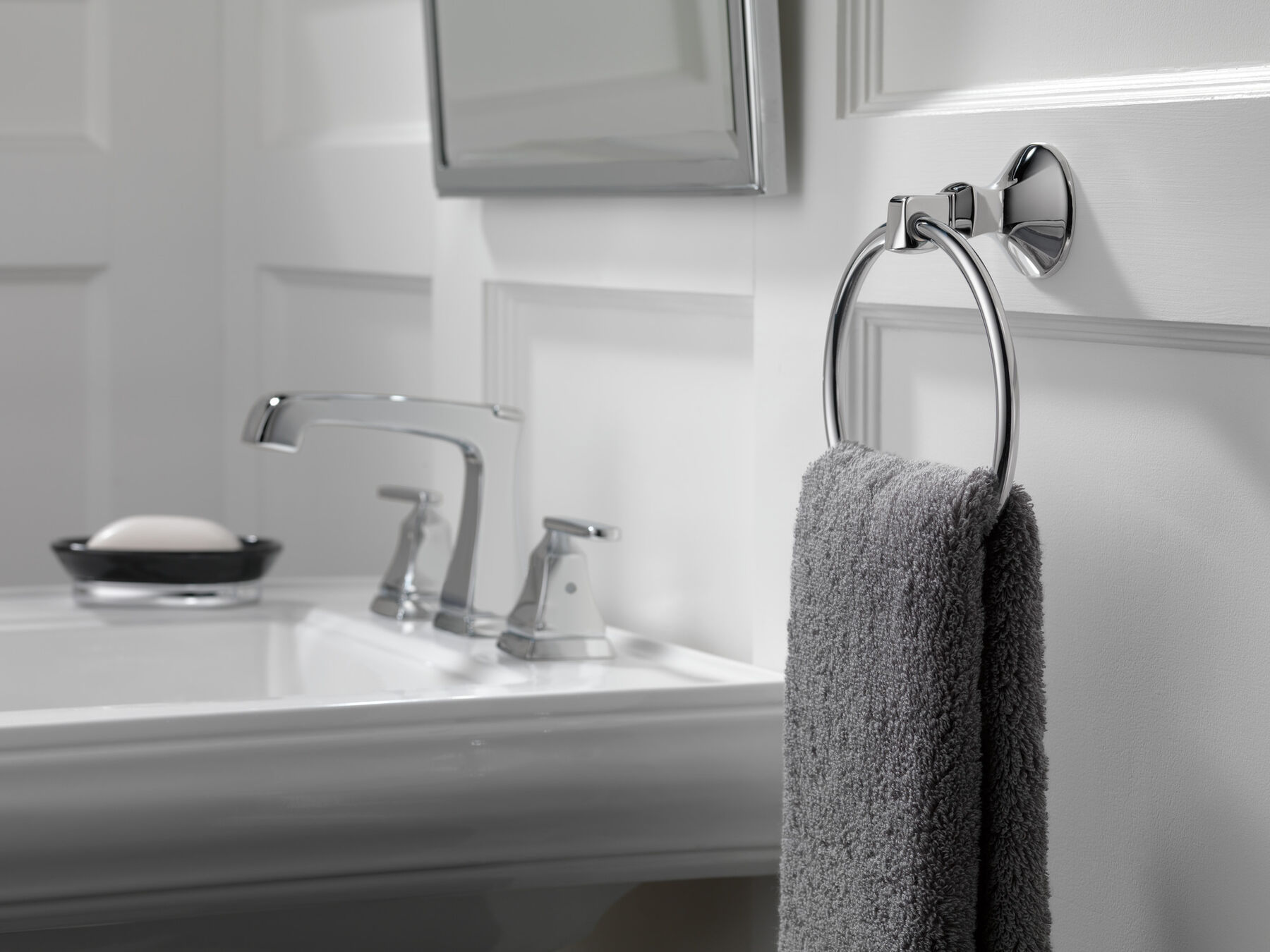 Llave para baño de extensión con dos manijas con EZ Anchor®, imagen 6