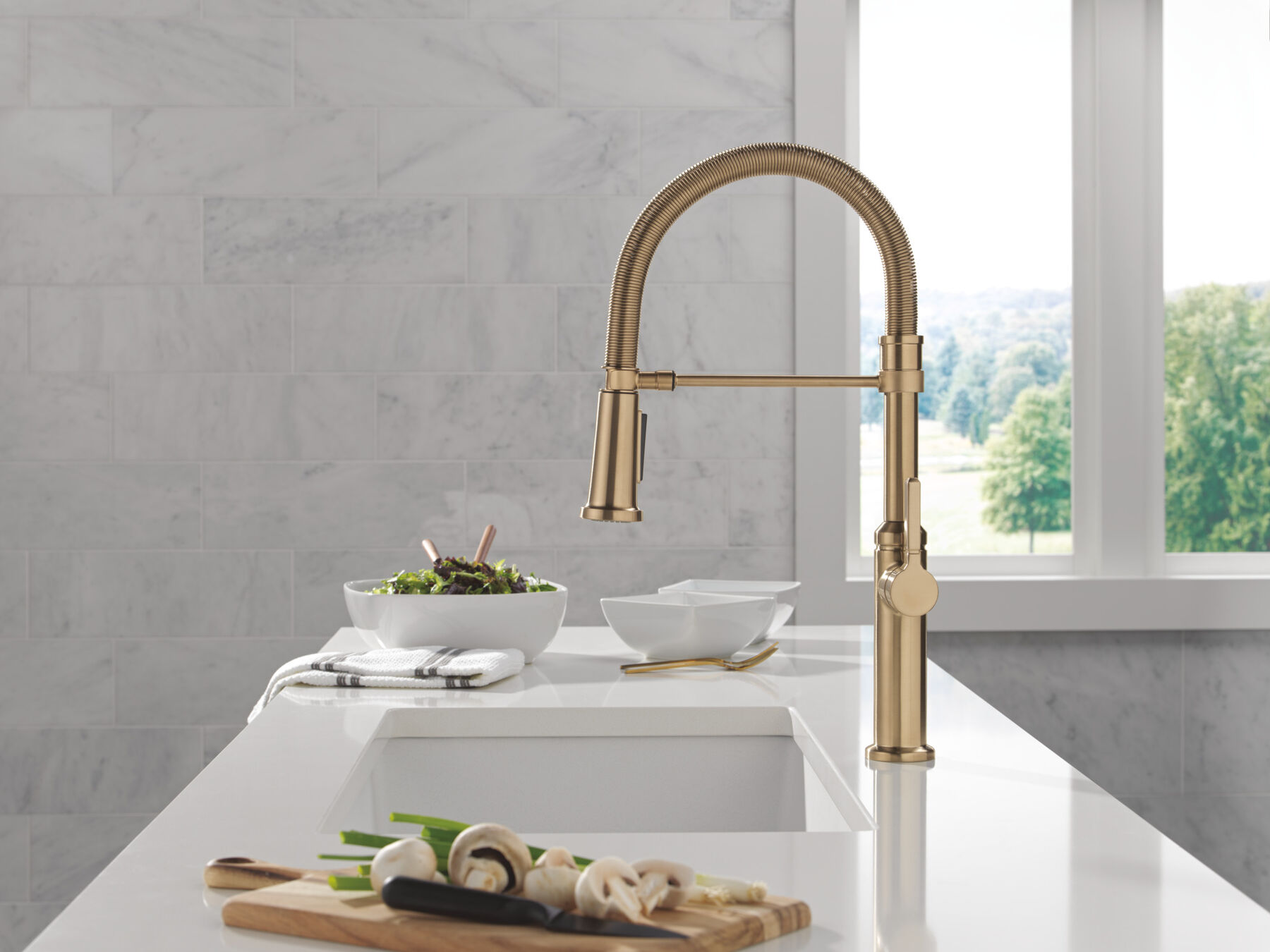 Single Handle Pull-Down Spring Kitchen Faucet, image 10