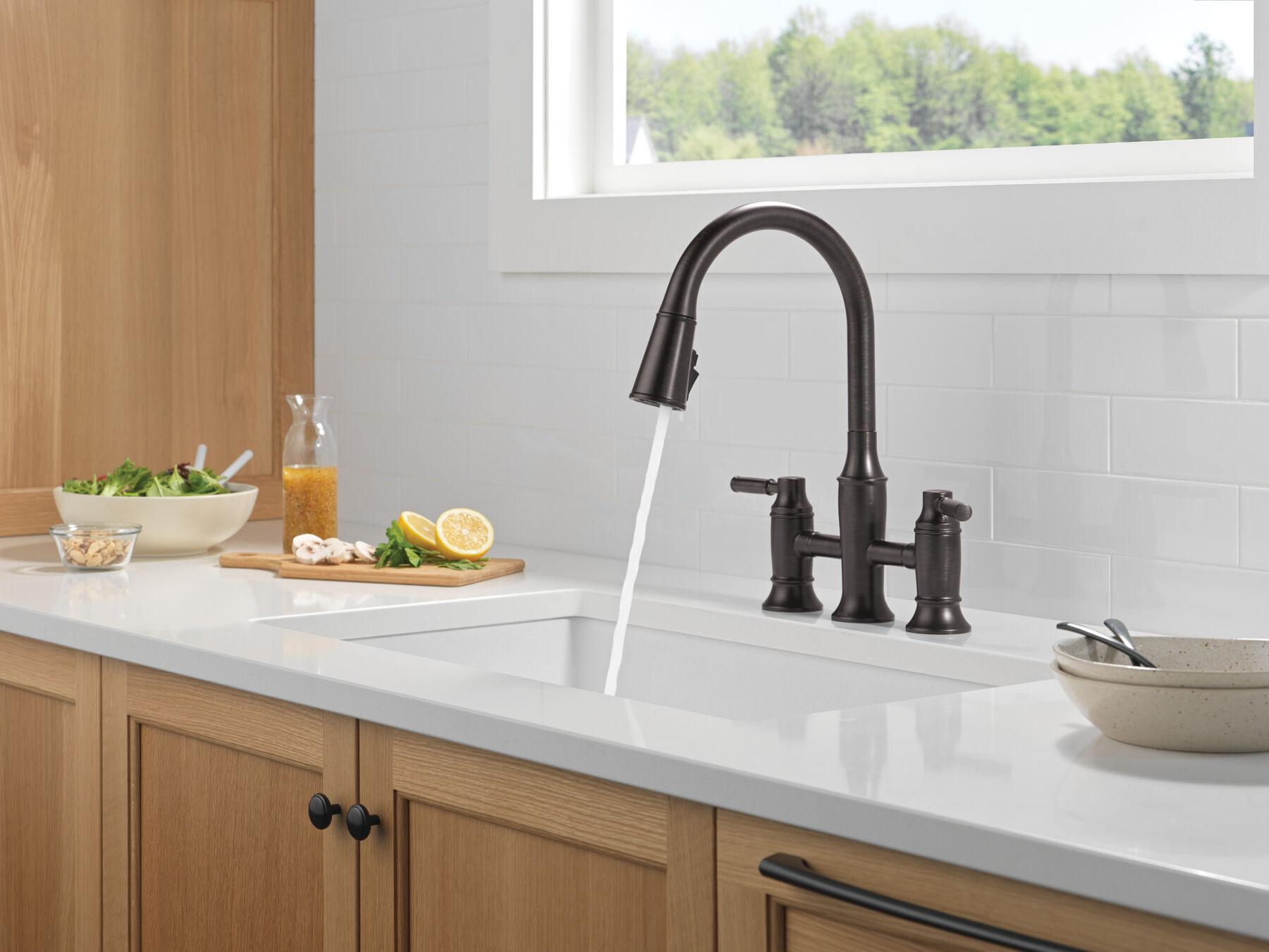 Llave para cocina tipo puente extensible con dos manijas, imagen 7