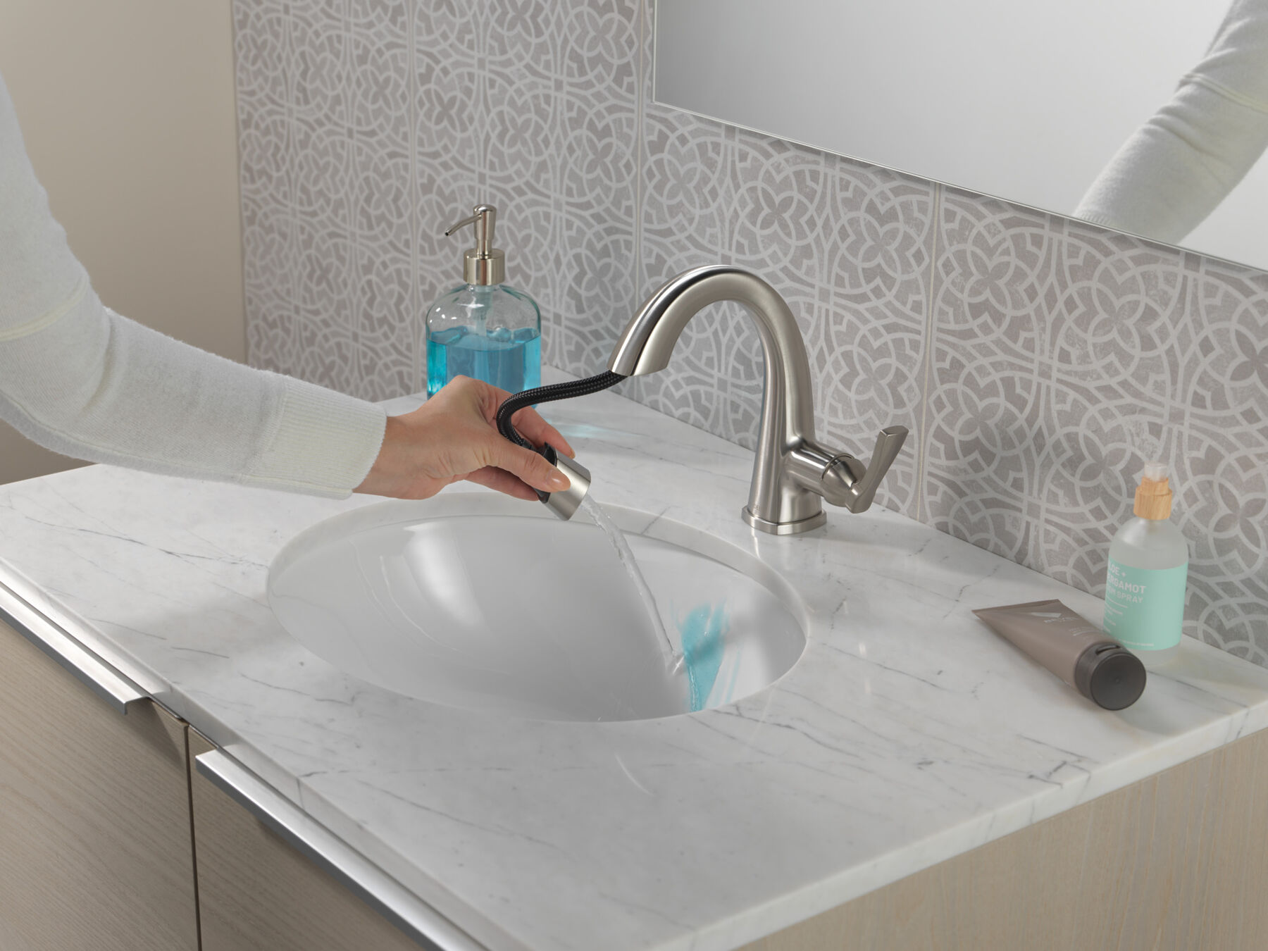 Llave para baño extensible de una manija Stryke®, imagen 7
