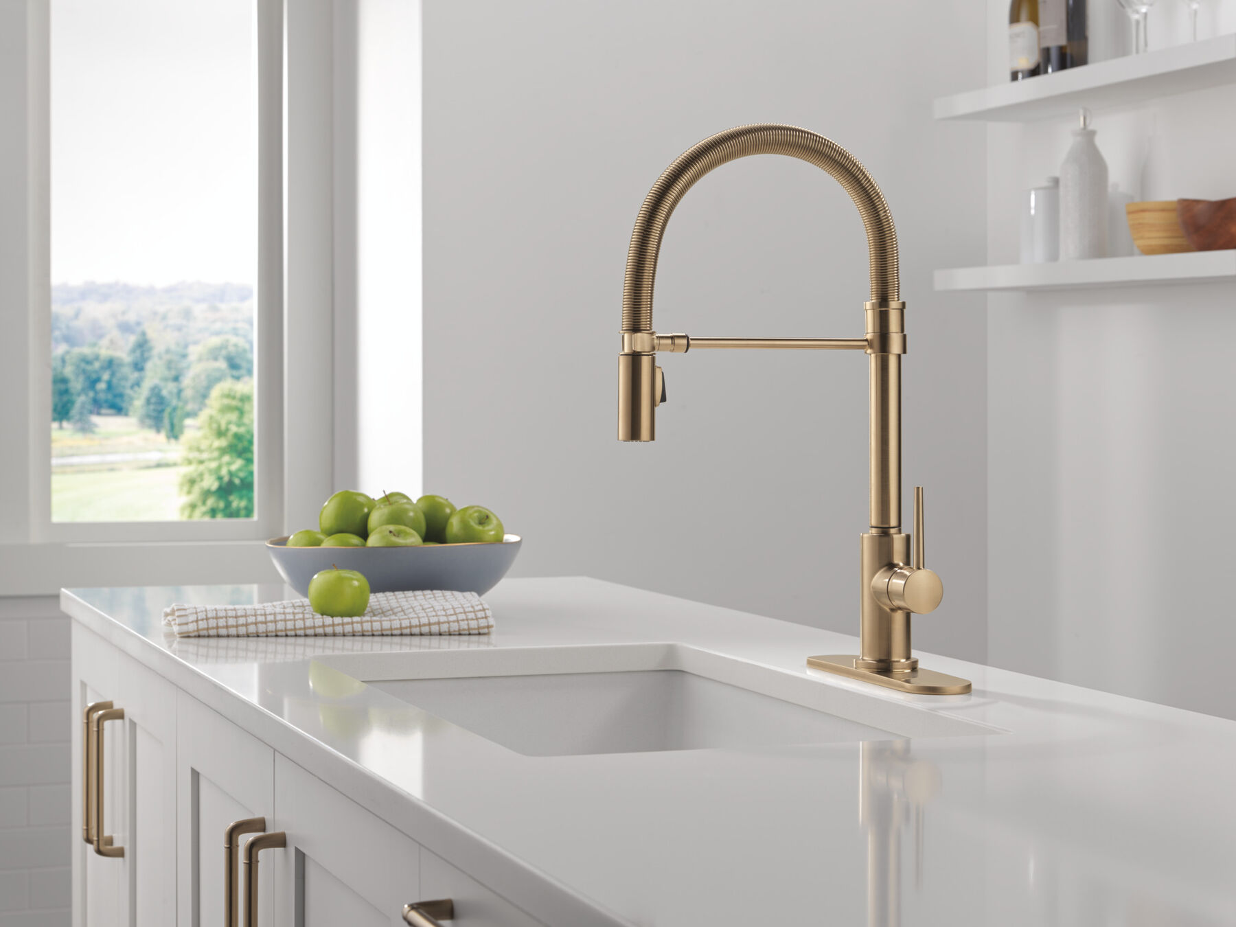 Single-Handle Pull-Down Spring Kitchen Faucet, image 6