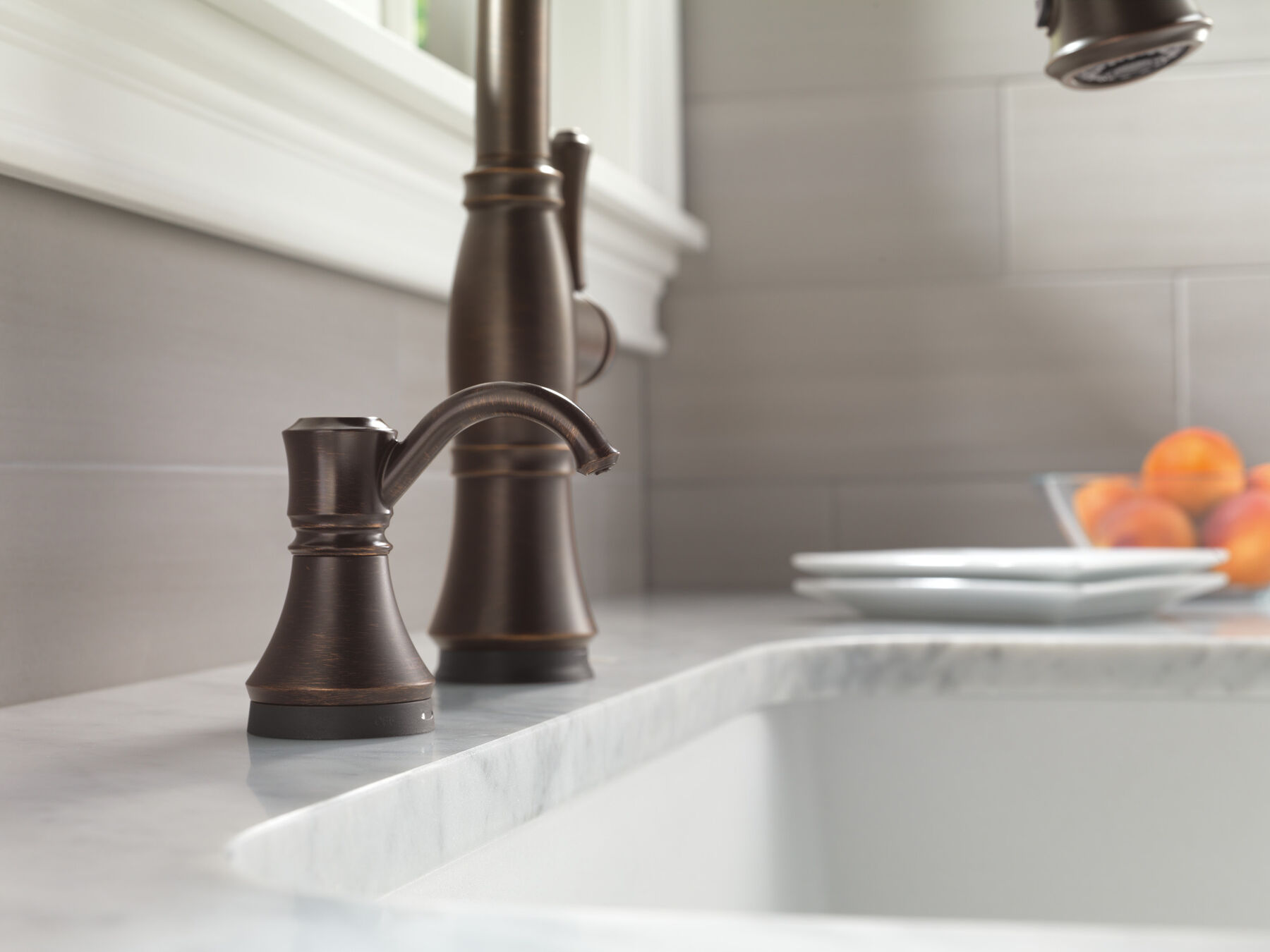 Llave para cocina monomando extensible con tecnologías Touch<sub>2</sub>O® y ShieldSpray®, imagen 18