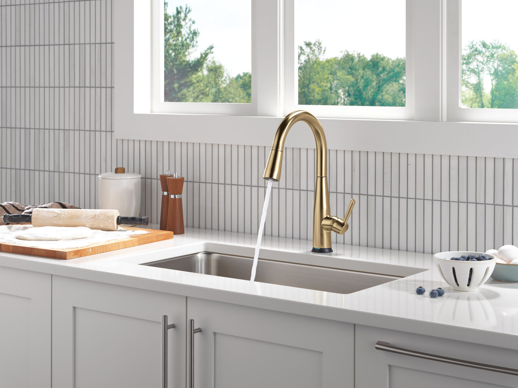 VoiceIQ® Single Handle Pull-Down Faucet with Touch<sub>2</sub>O® Technology, image 13