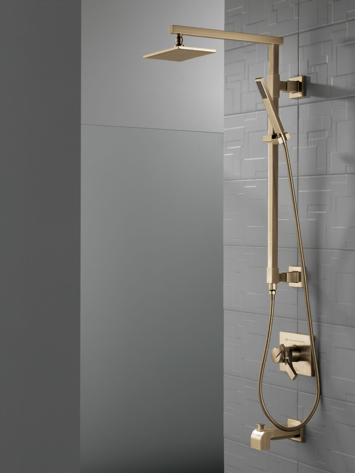 Emerge® 26" Angular Shower Column, image 4