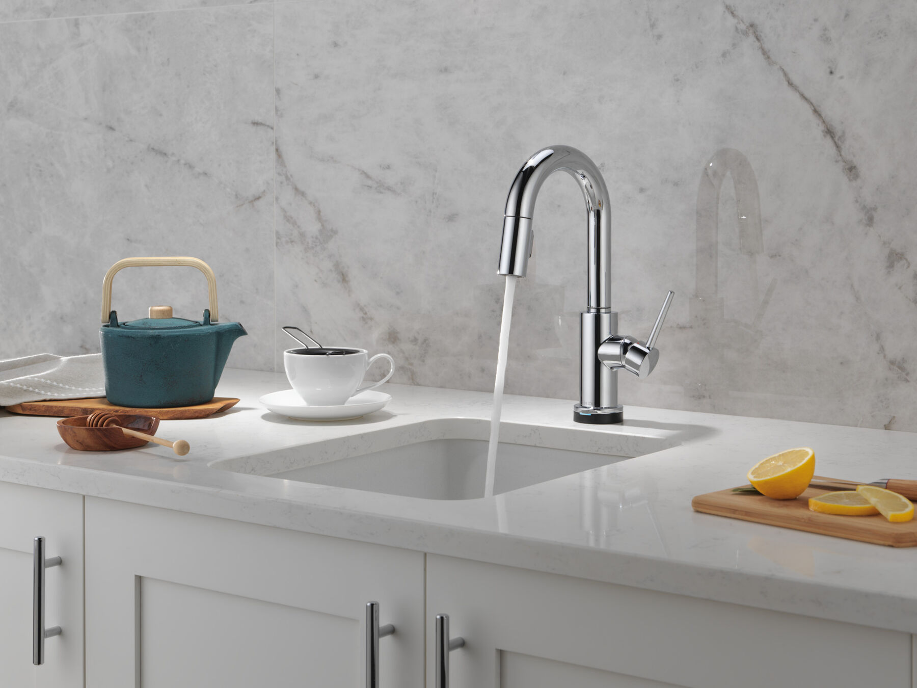 Touch2O® Bar / Prep Faucet with Touchless Technology, image 11