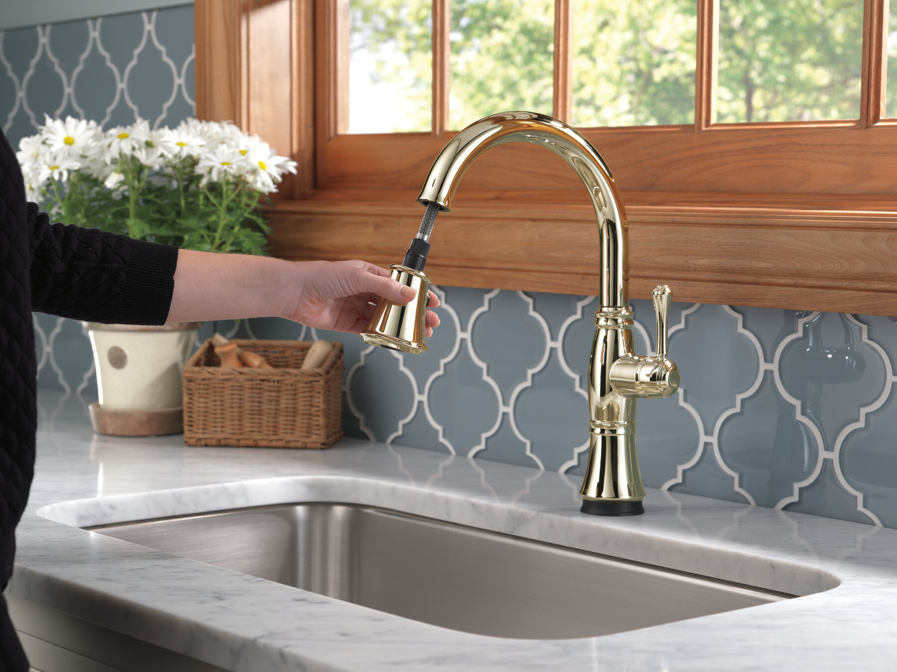 Llave para cocina monomando extensible con tecnologías Touch<sub>2</sub>O® y ShieldSpray®, imagen 6