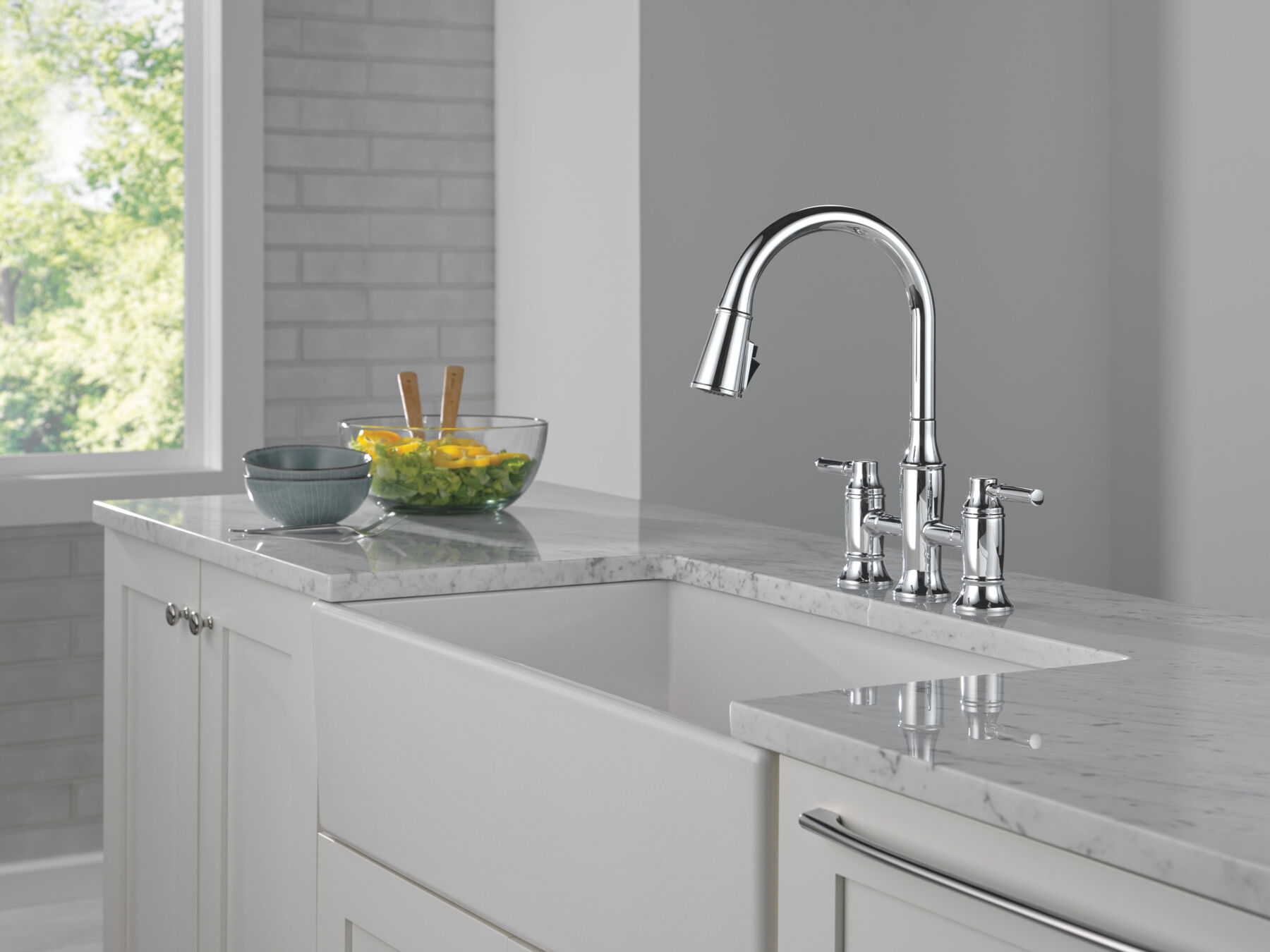 Llave para cocina tipo puente extensible con dos manijas, imagen 9