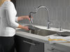 Llave para cocina monomando extensible con dispensador de jabón y tecnología ShieldSpray®