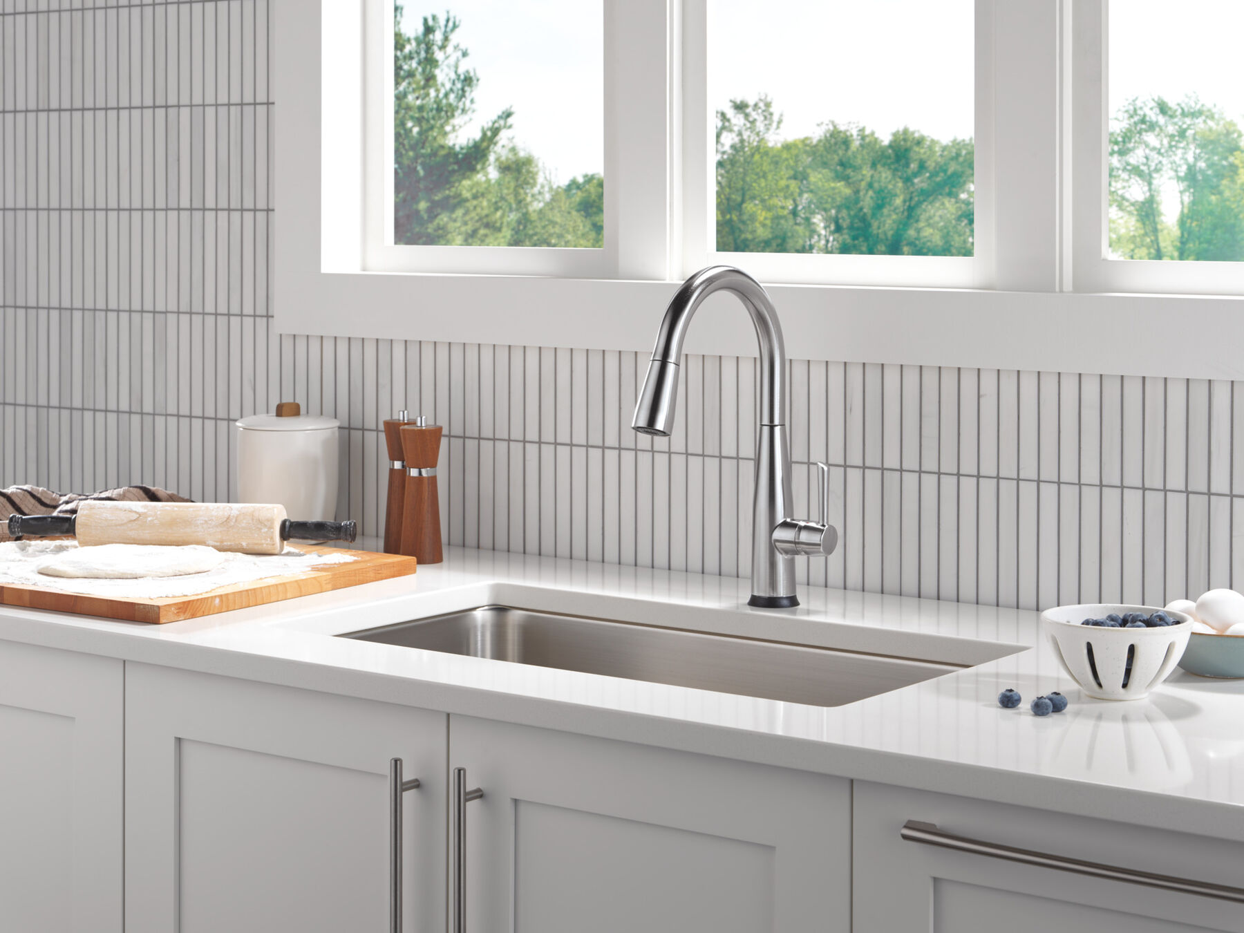 VoiceIQ® Single Handle Pull-Down Faucet with Touch<sub>2</sub>O® Technology, image 15
