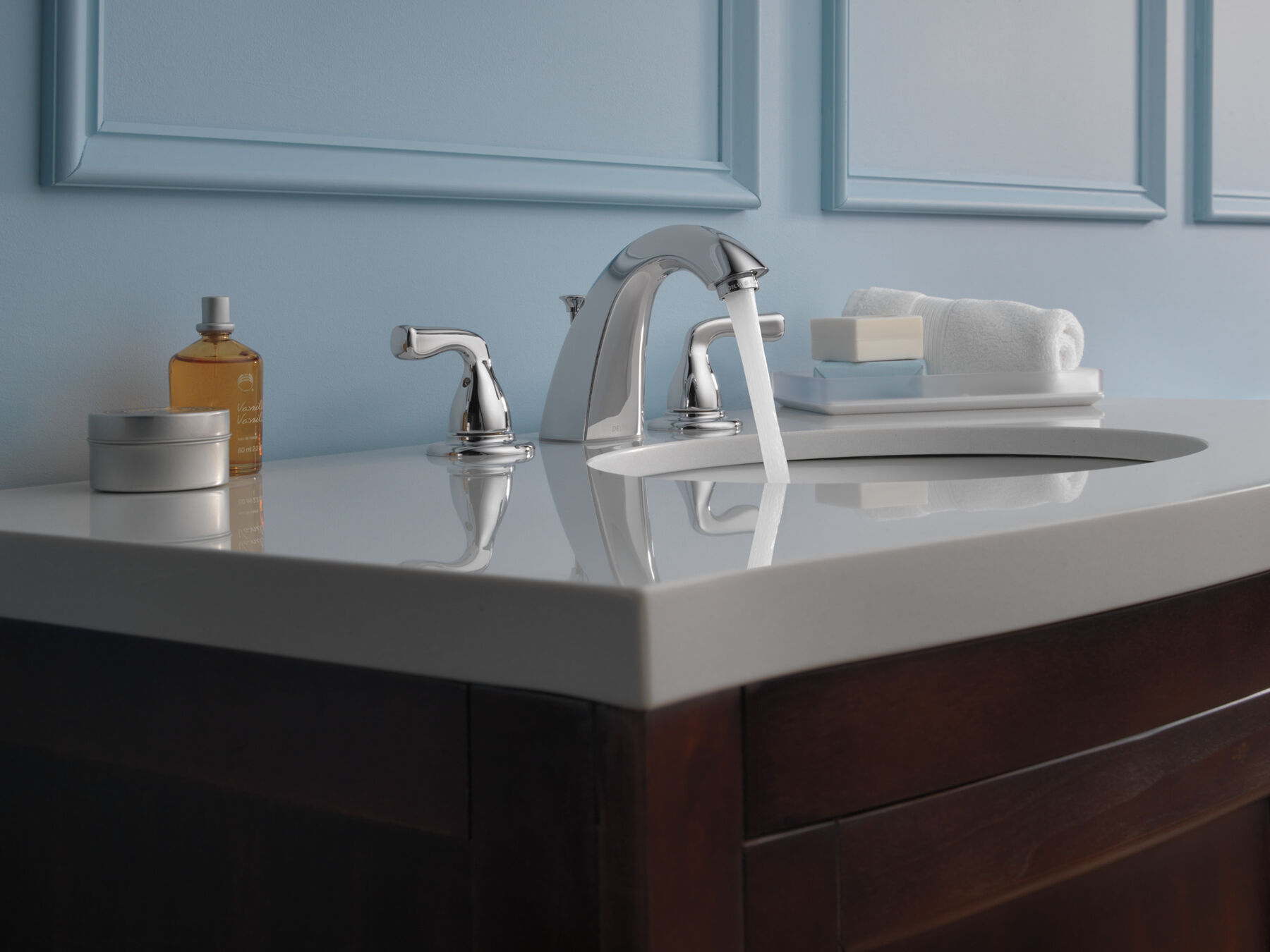Llave para baño de extensión con dos manijas (producto recertificado), imagen 1